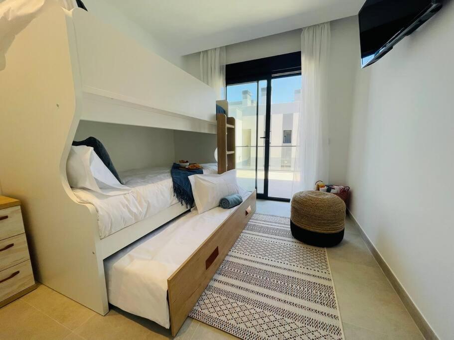 Iconic Sea Views Luxury Apartment