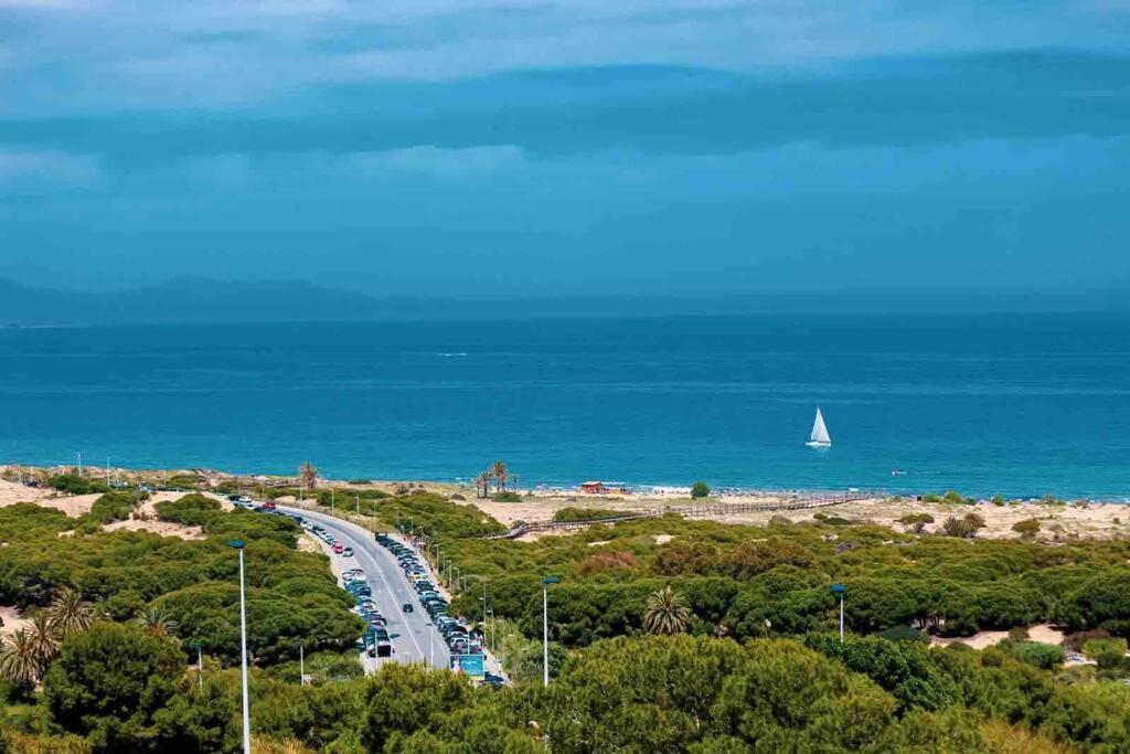 Iconic Sea Views Luxury Apartment