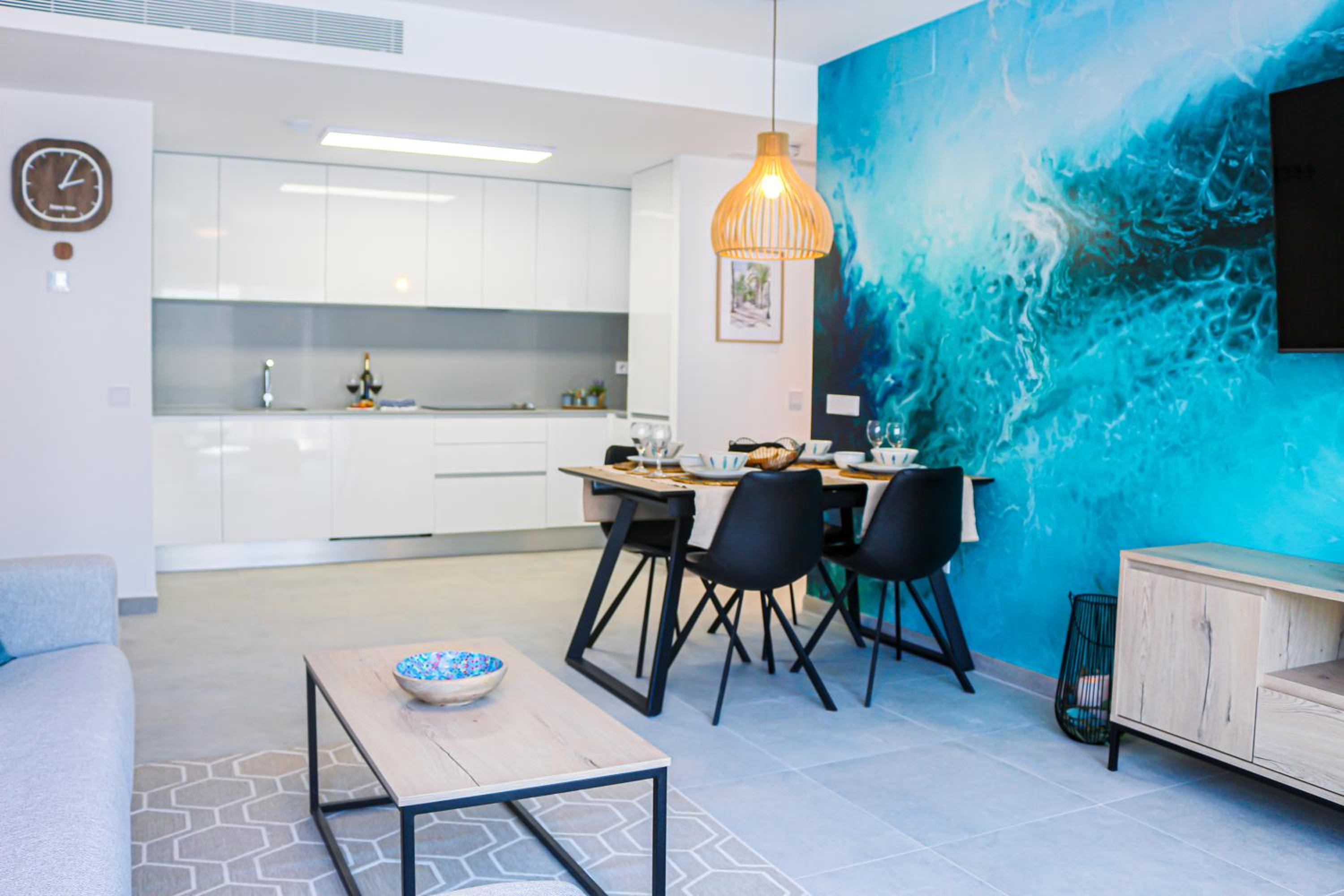 Iconic Sea Views Luxury Apartment
