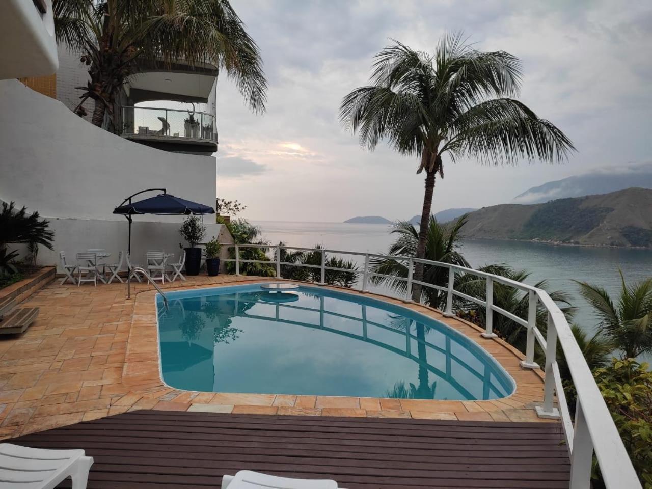 Conforto, Vista linda e Pé na Areia | Barequeçaba