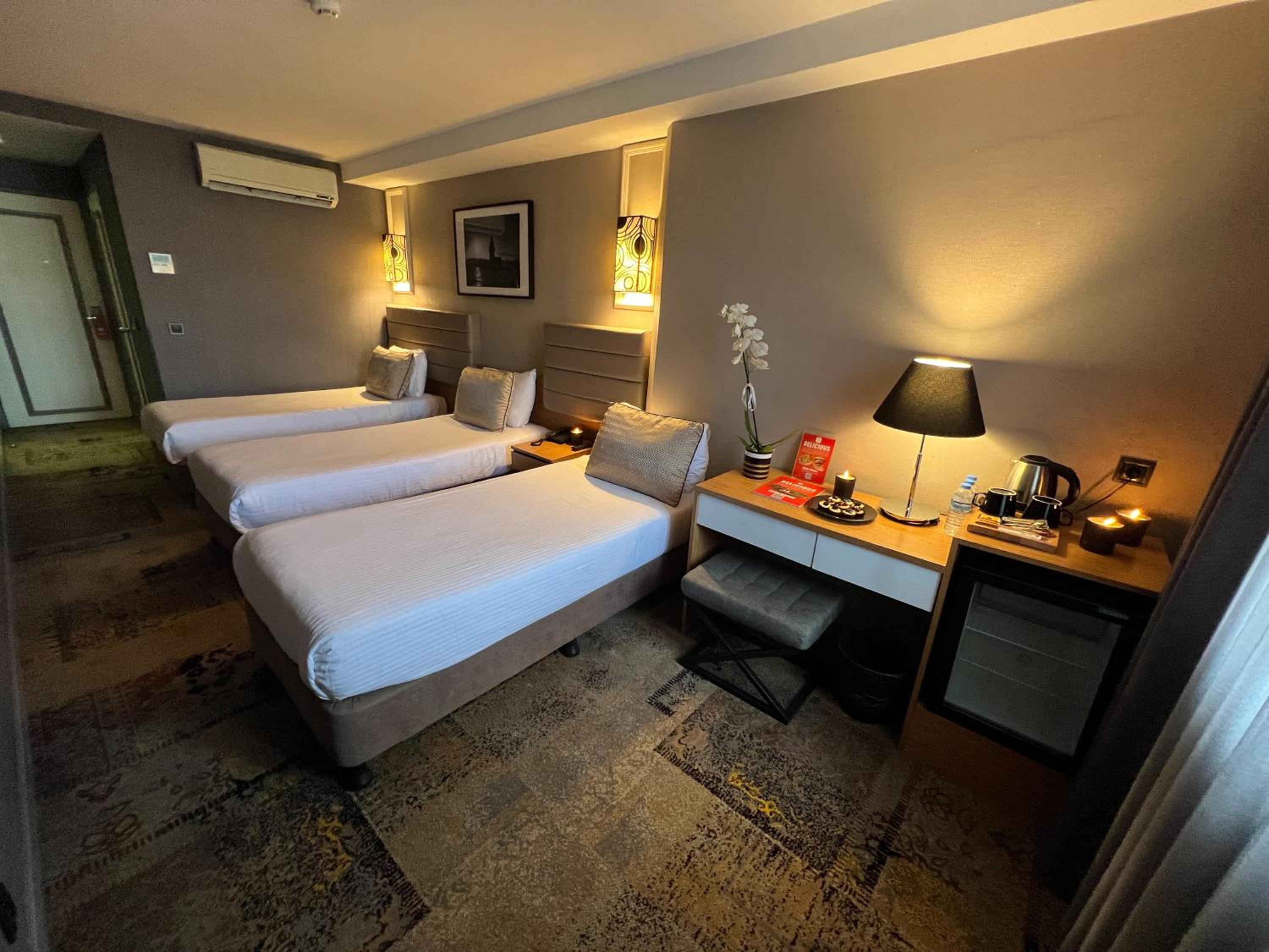 All Seasons Hotel - Image 16