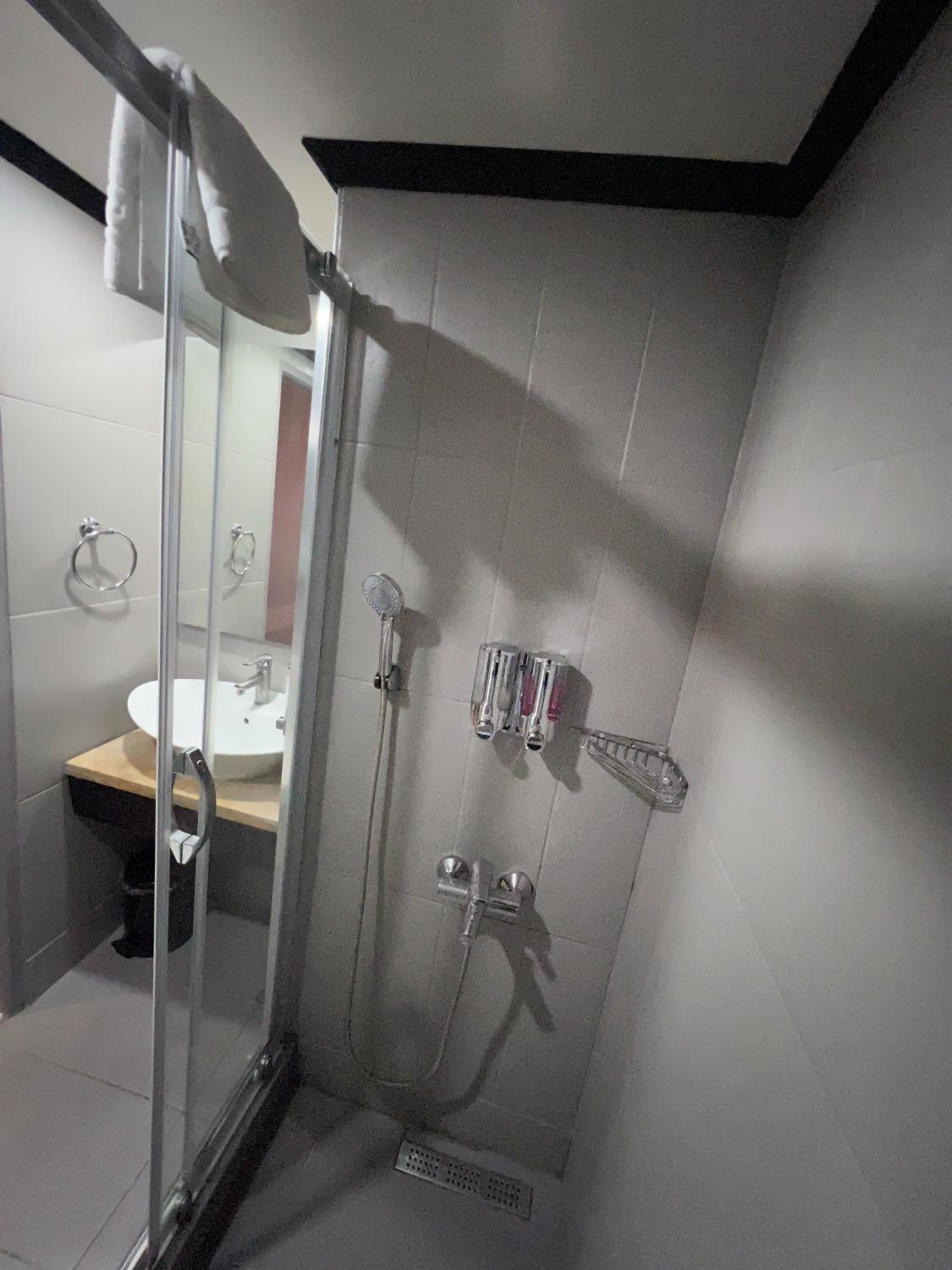 All Seasons Hotel - Image 108