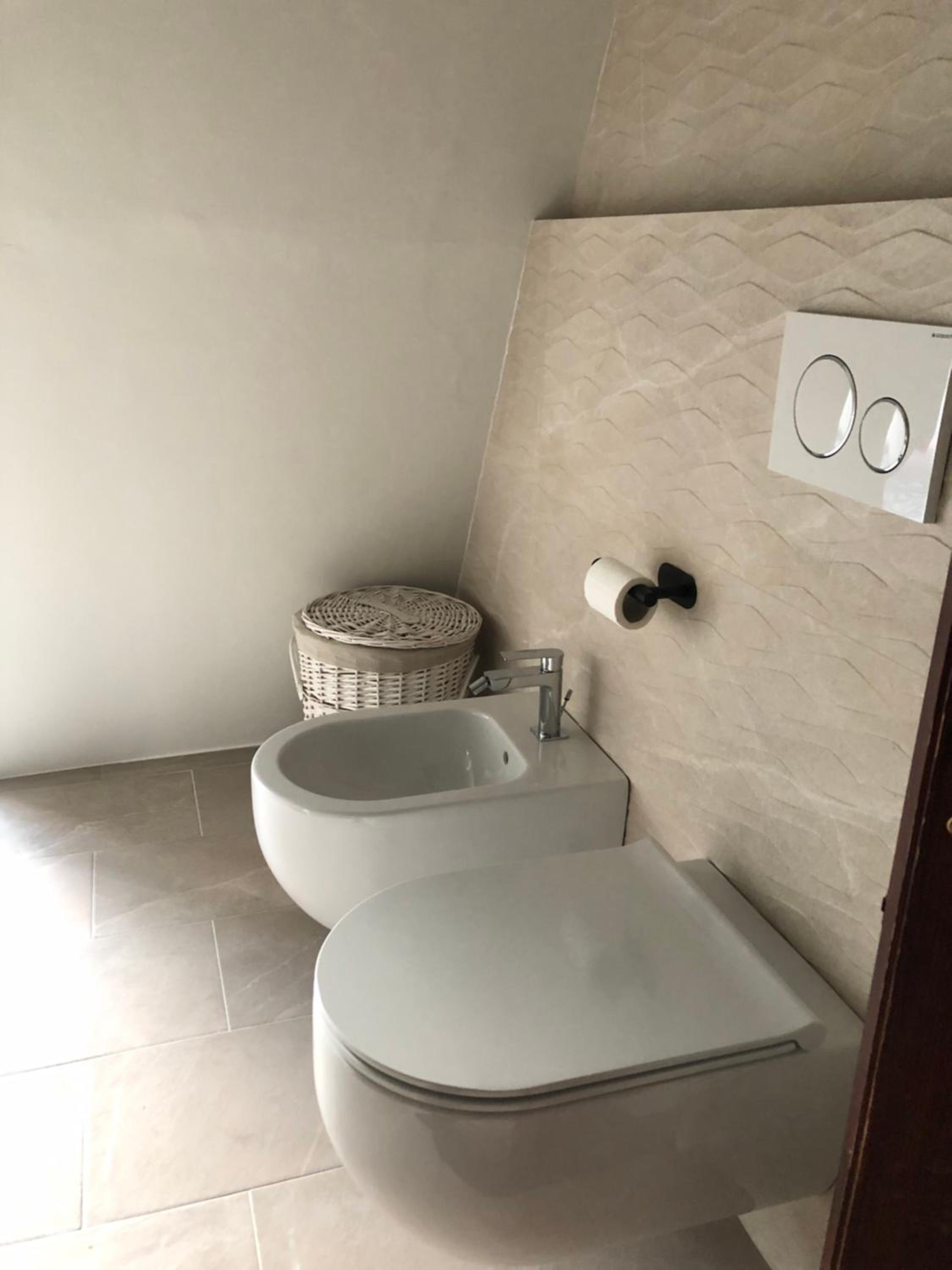 Easy Isola, for an easy stay