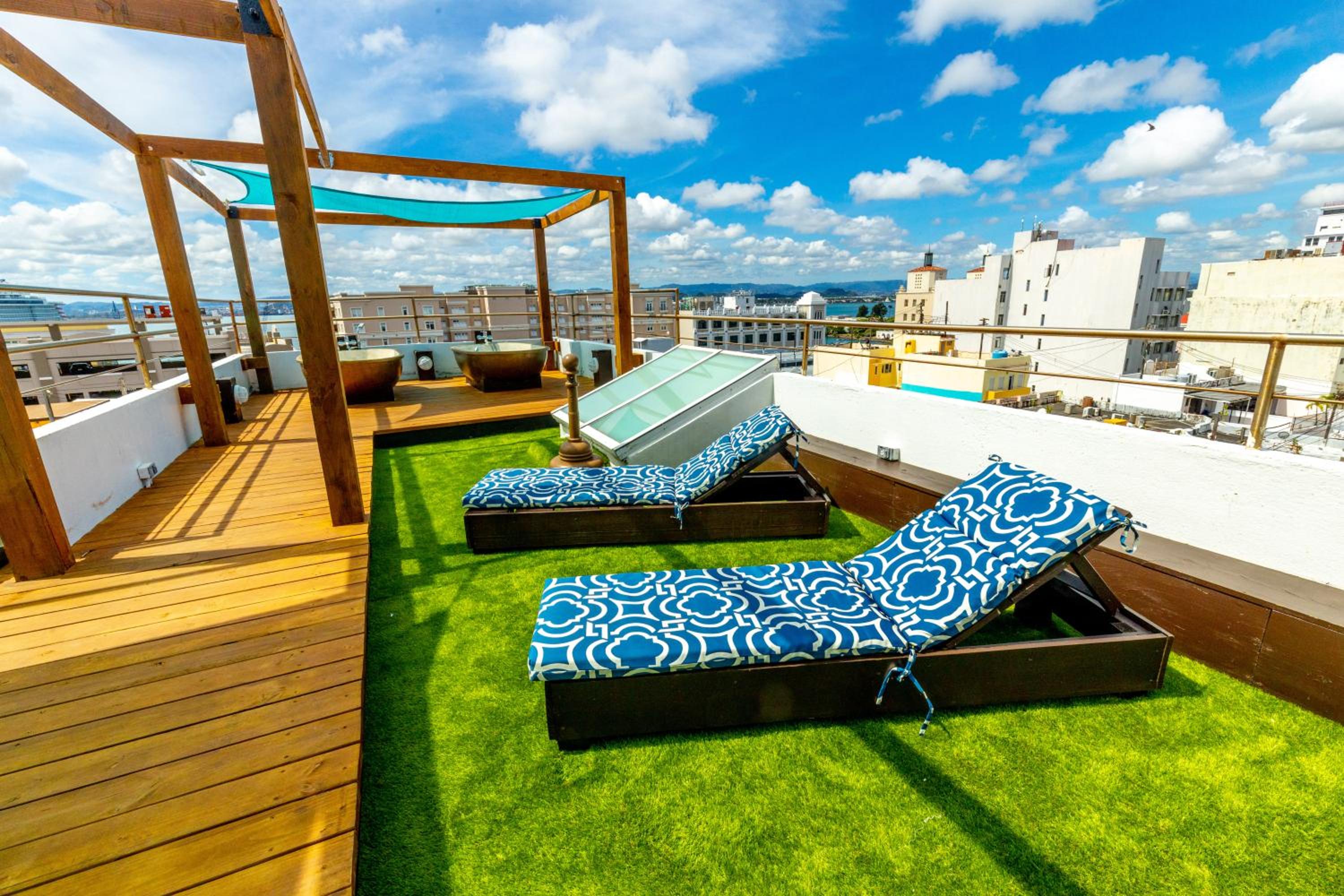 CasaBlanca Hotel - Property Image 18