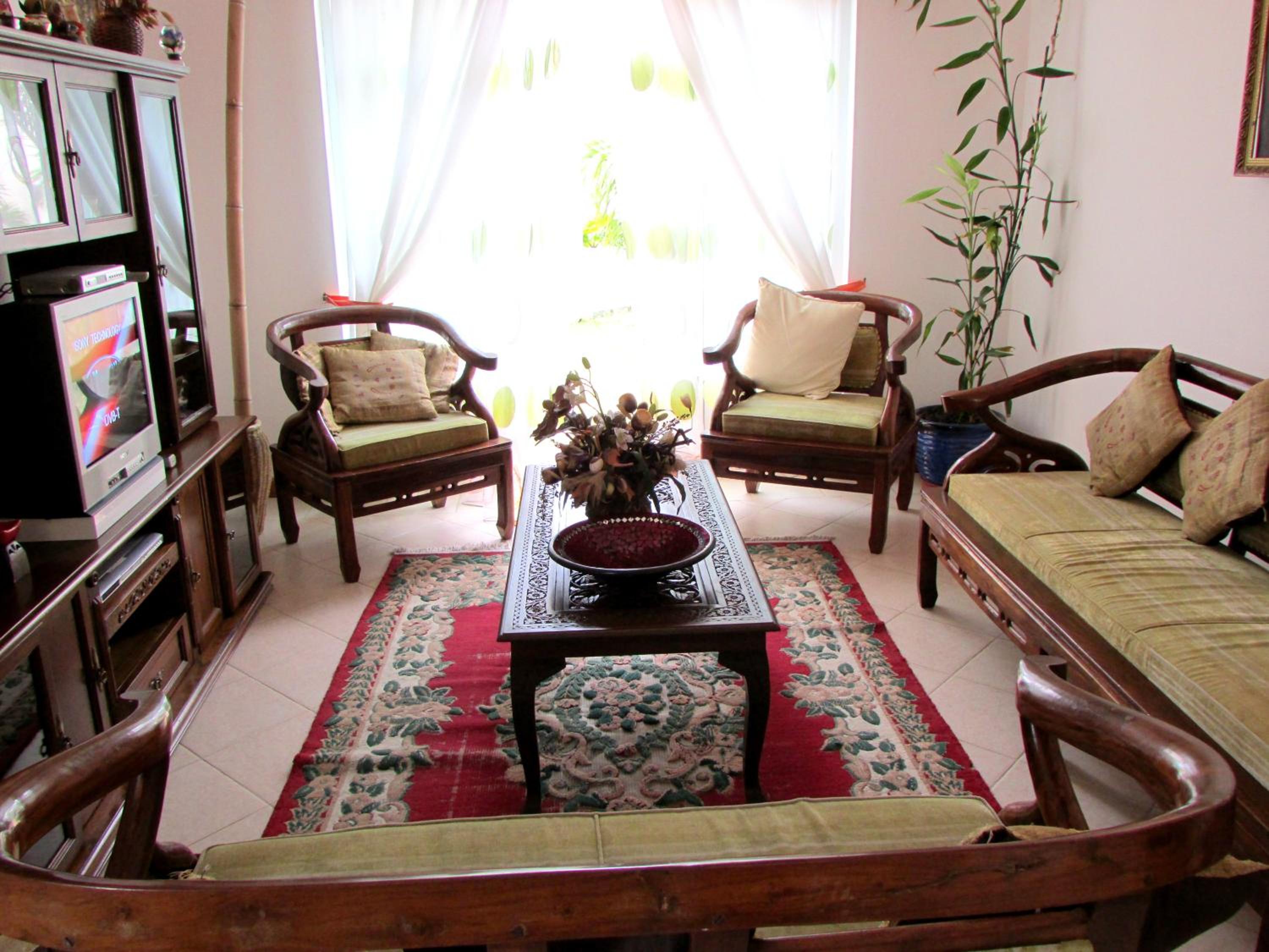 Golden Rod villa
