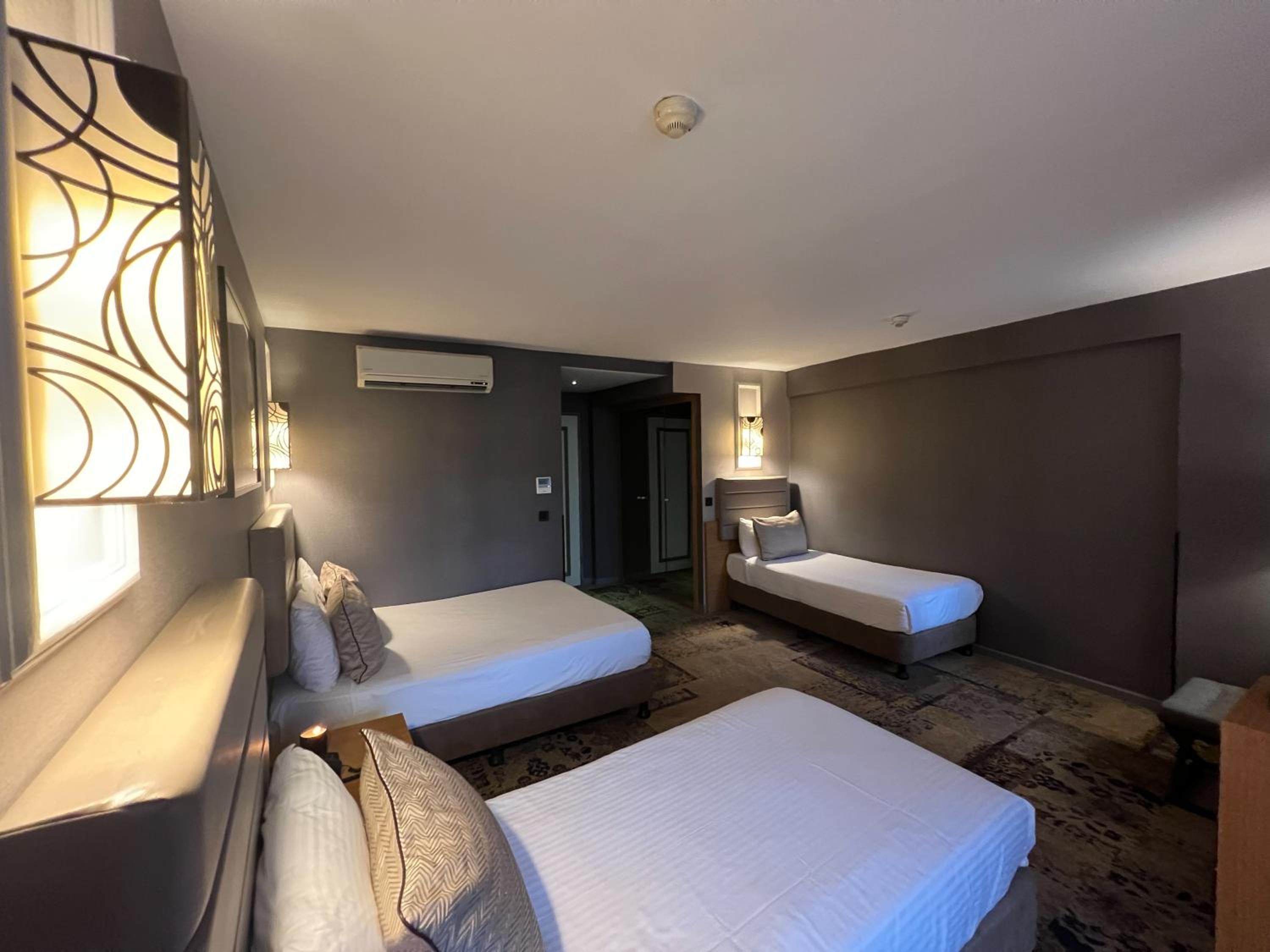 All Seasons Hotel - Image 109