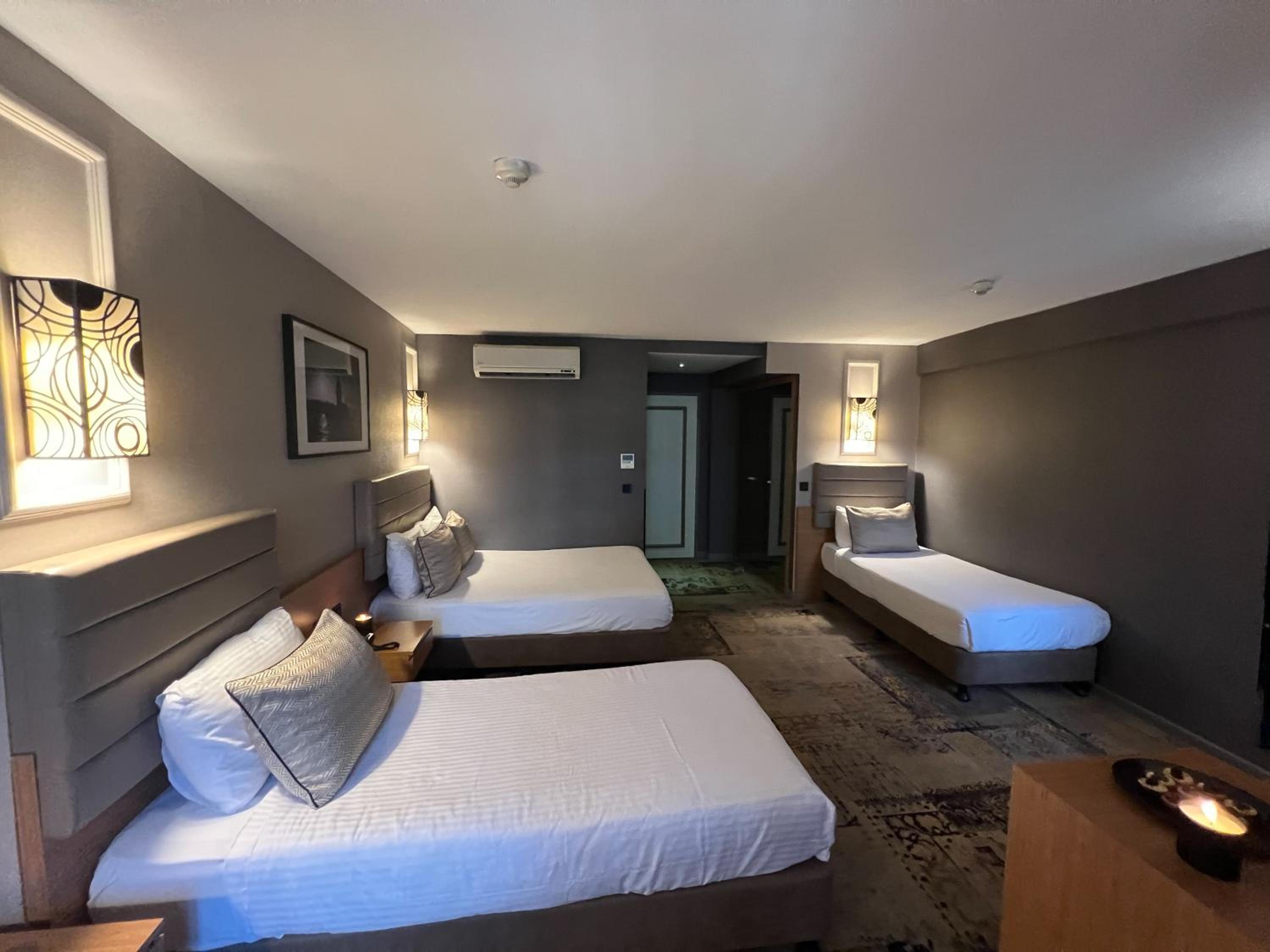 All Seasons Hotel - Image 89