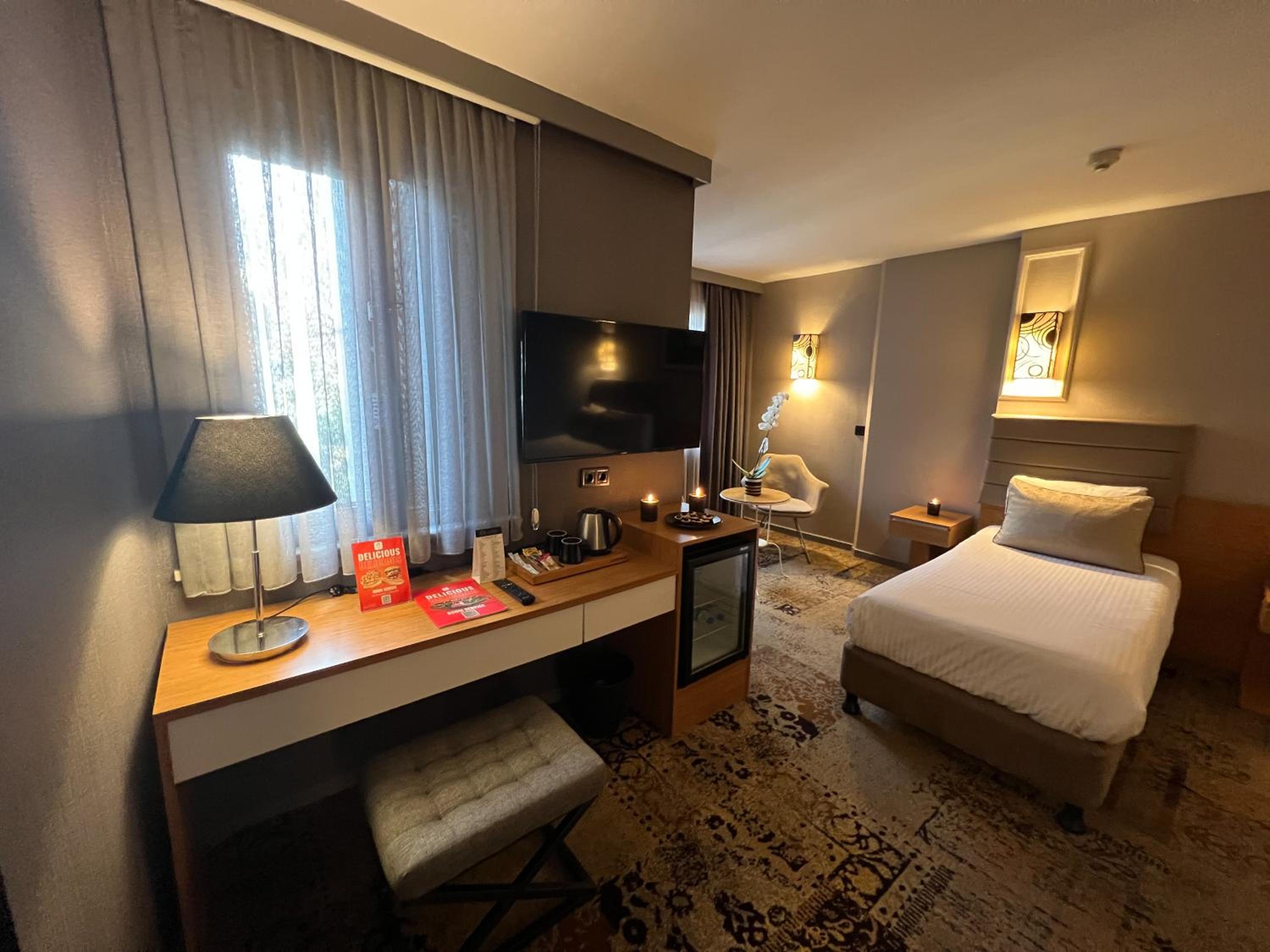 All Seasons Hotel - Image 90