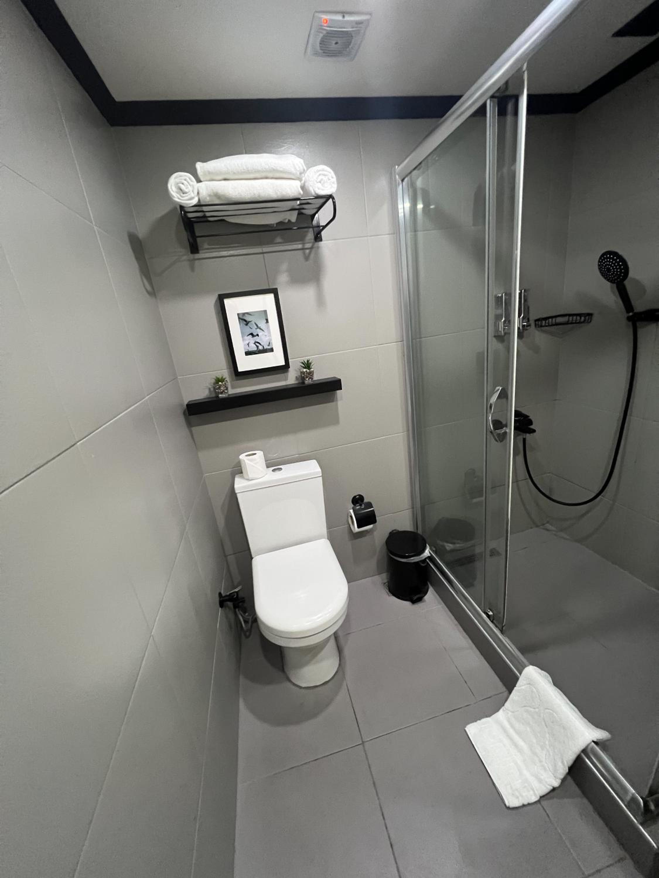 All Seasons Hotel - Image 92