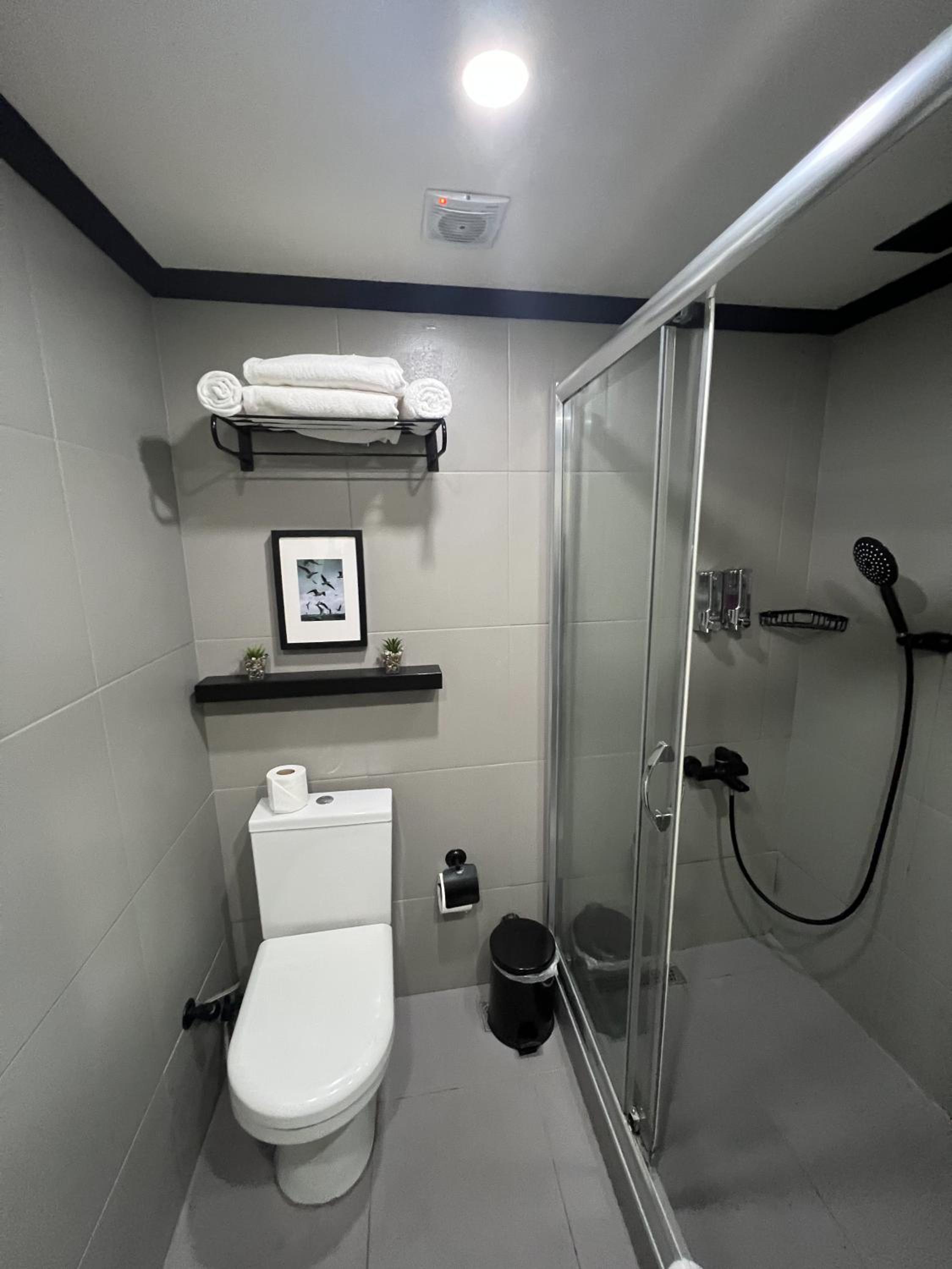 All Seasons Hotel - Image 20