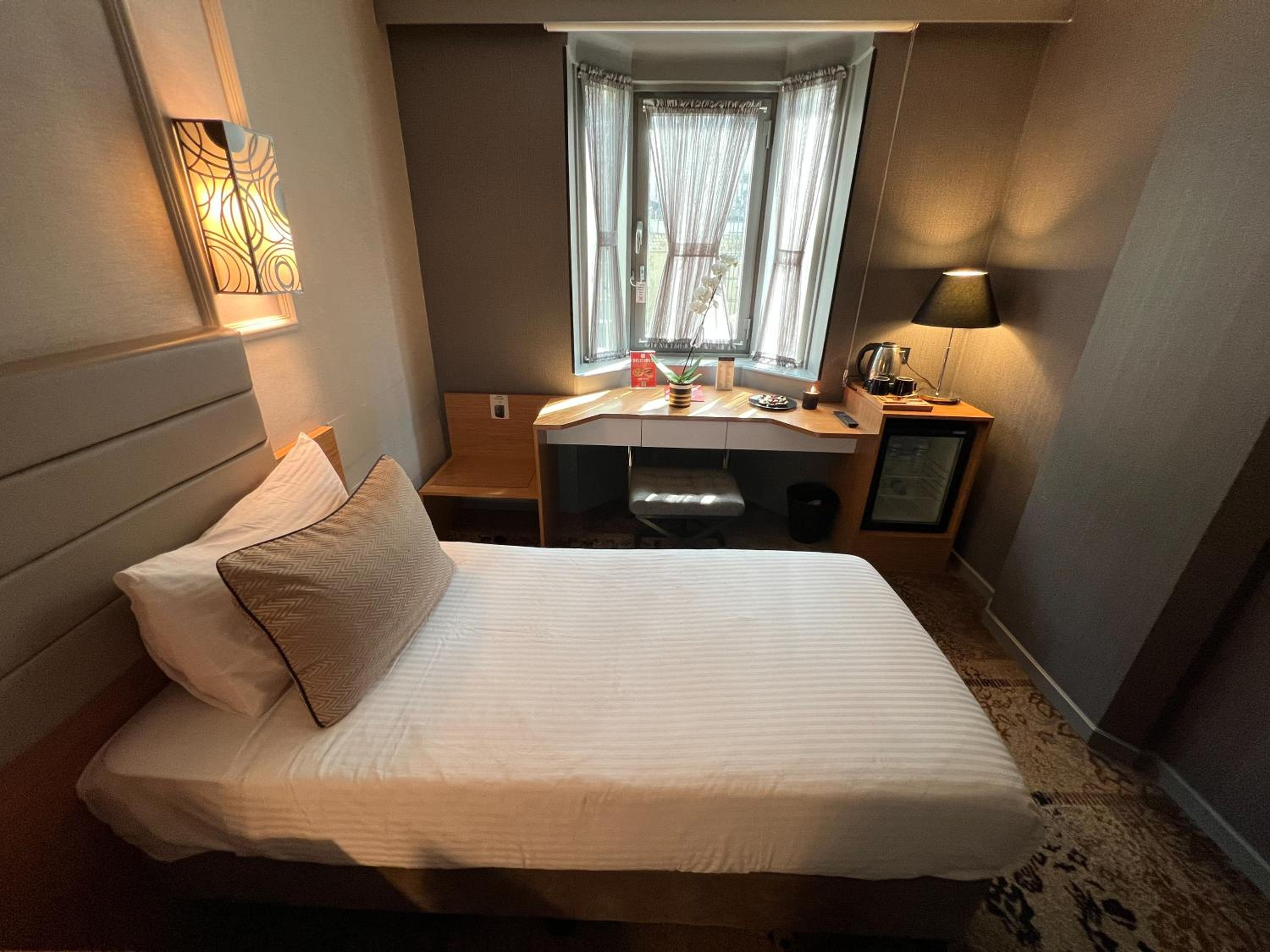 All Seasons Hotel - Image 23