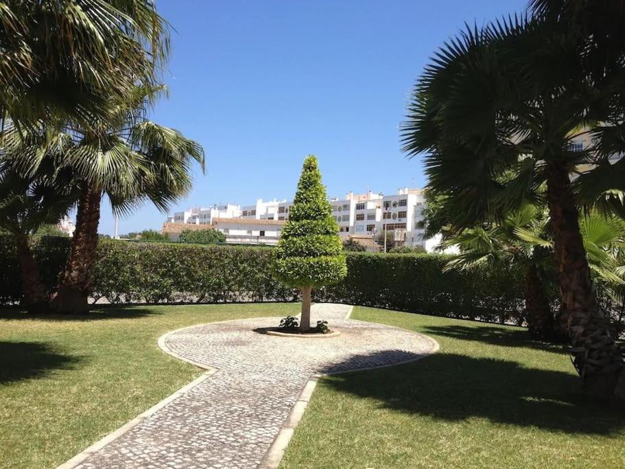 Lindo apartamento junto à praia e à Marina de Vilamoura com Piscina e Wi-Fi view 2