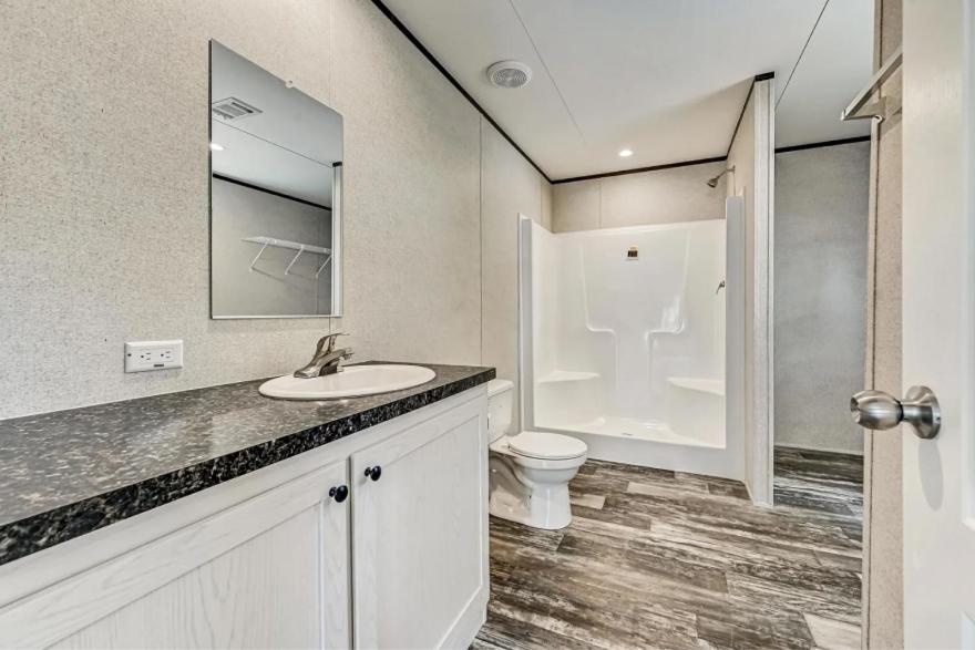 Private Residence CORNER IN THE WILD view 4