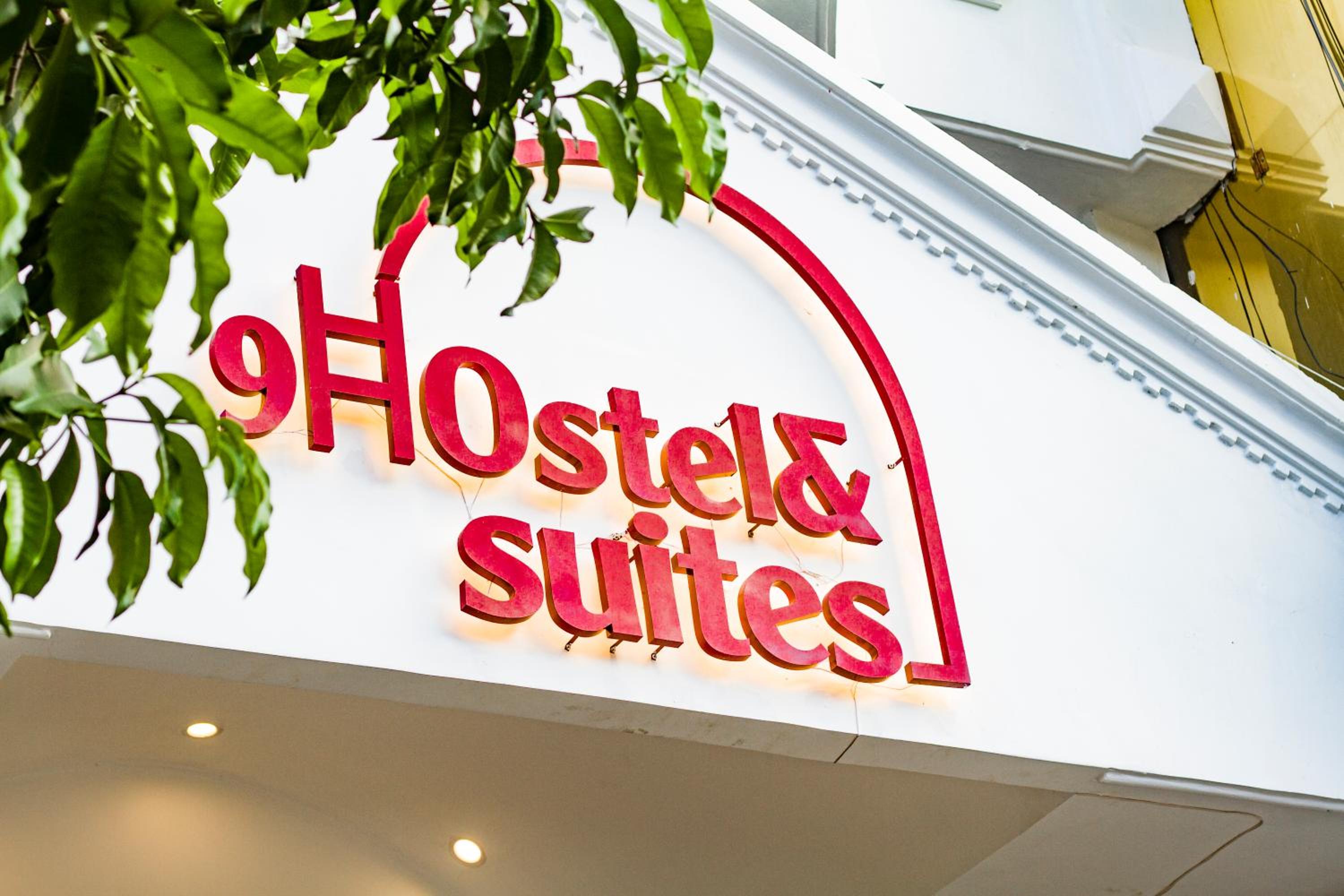9 Hostel and Suites