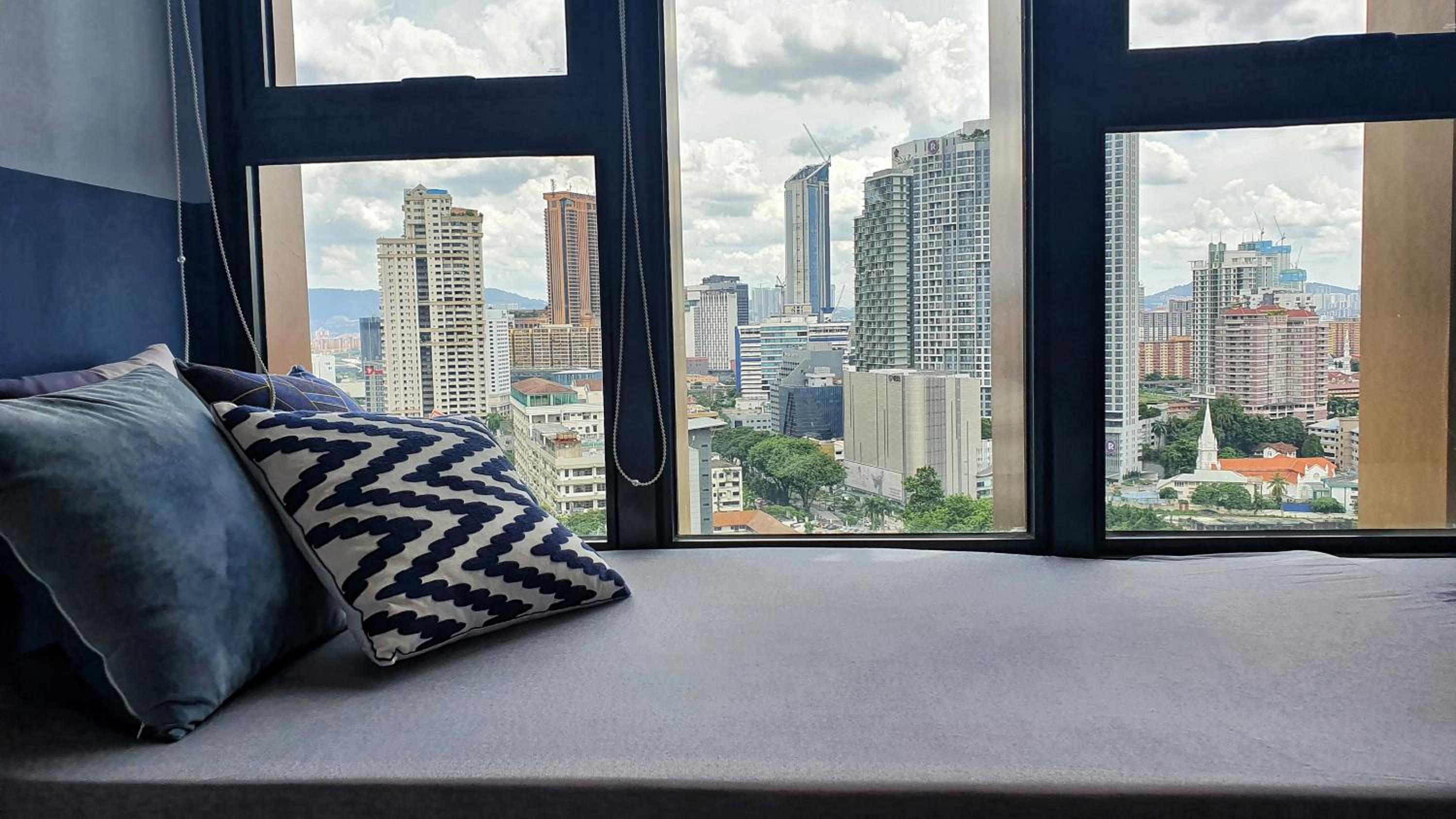 KLCC Ceylonz Suites, by TwoFive photo 2