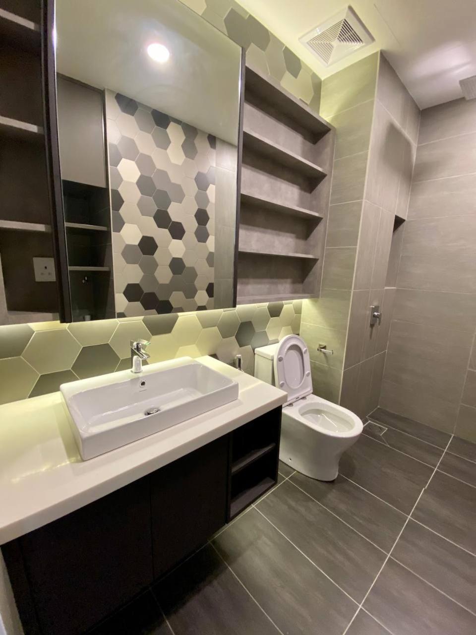 KLCC Ceylonz Suites, by TwoFive photo 4