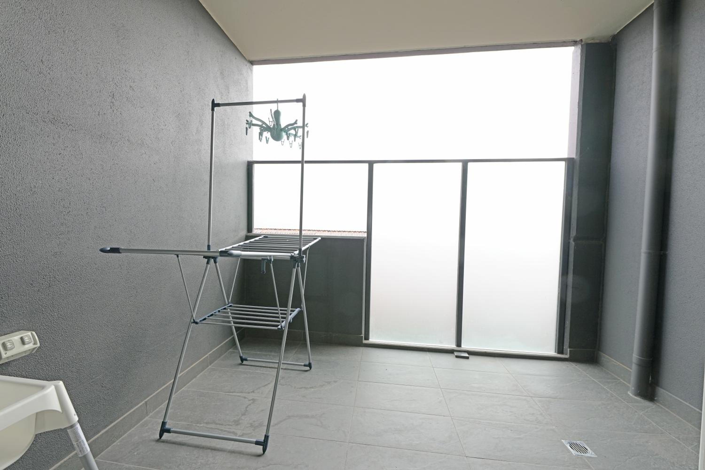 Preston Spacious 2BRM Apartment Free Parking Wi-Fi