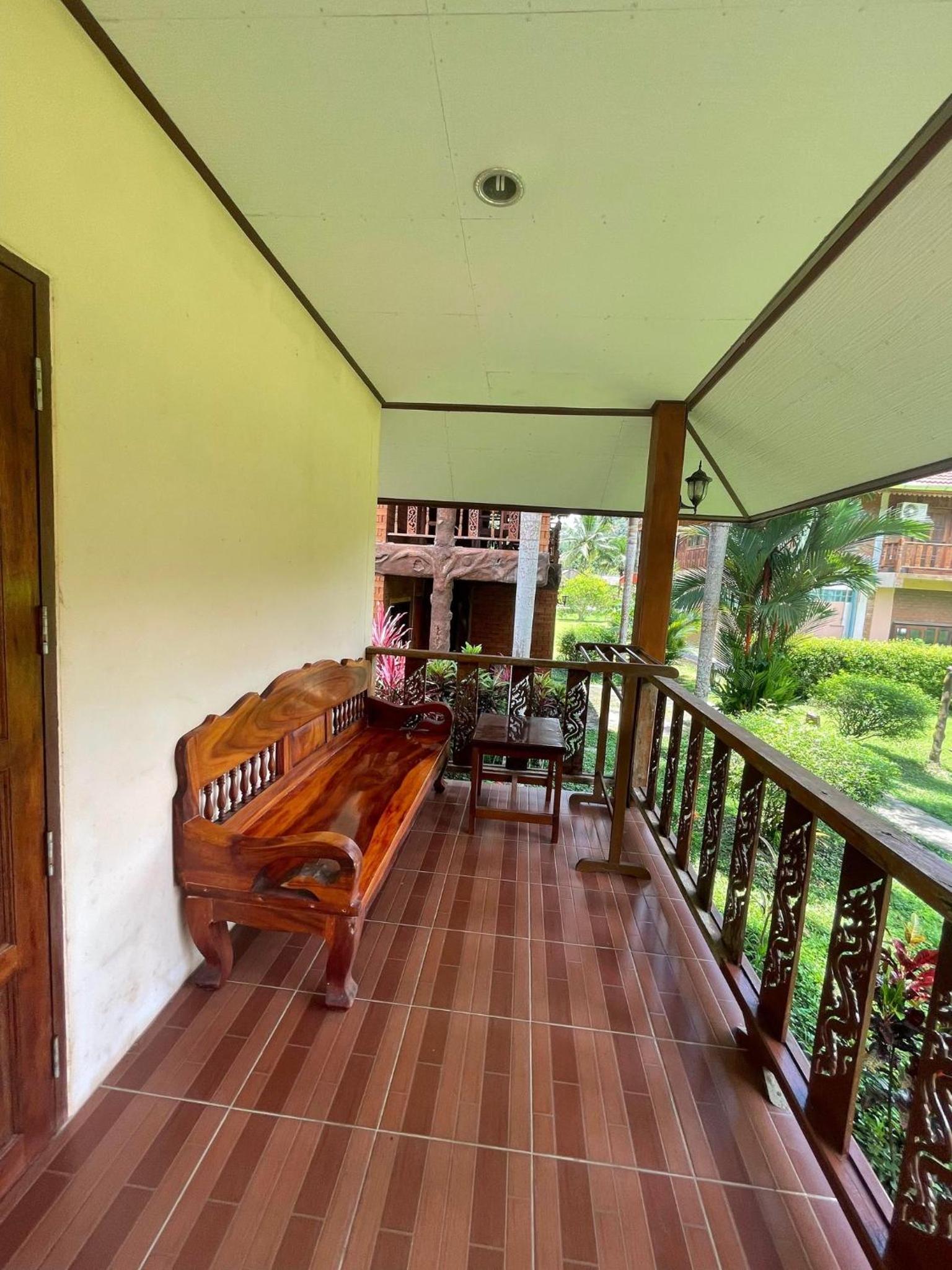 Khao Sok Nung House
