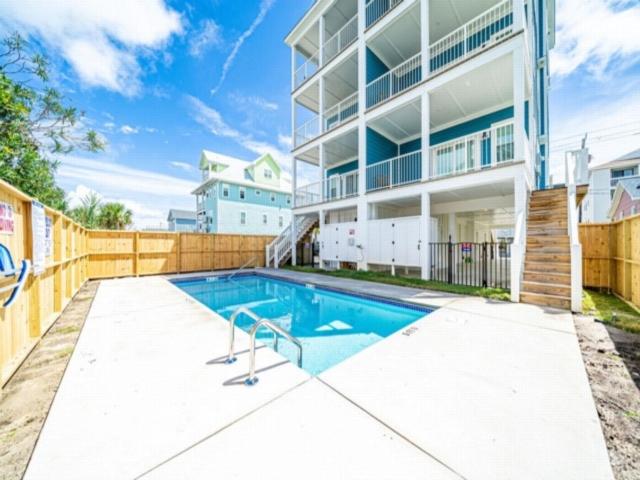Sunnyside - Ocean and Inlet views, steps to beach access, plus parking for 4! townhouse view 5