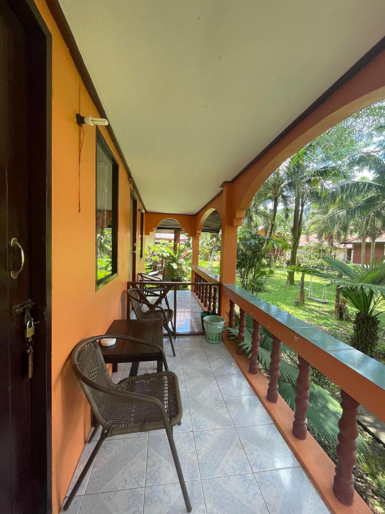 Khao Sok Nung House