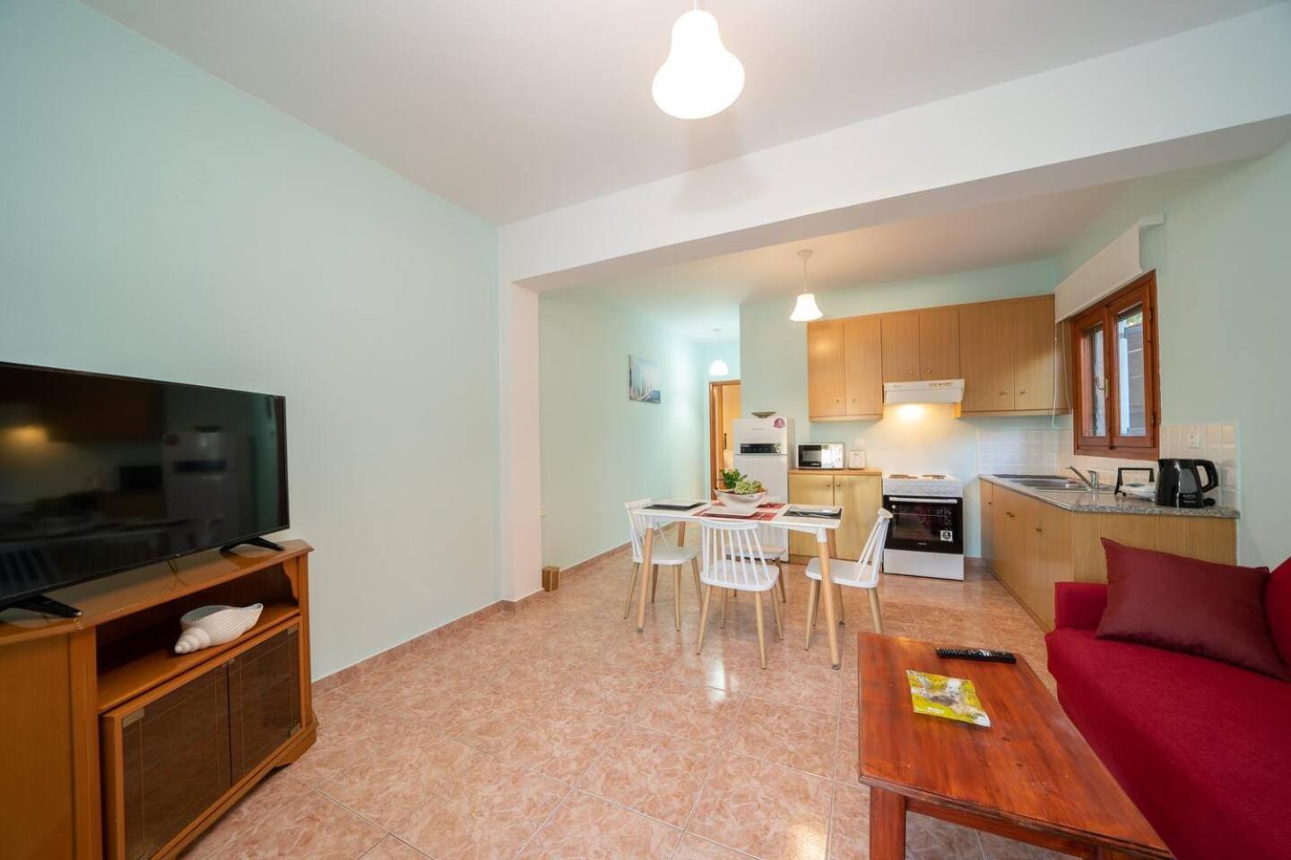 Afroditi Holiday Home - Blue Apartment view 5