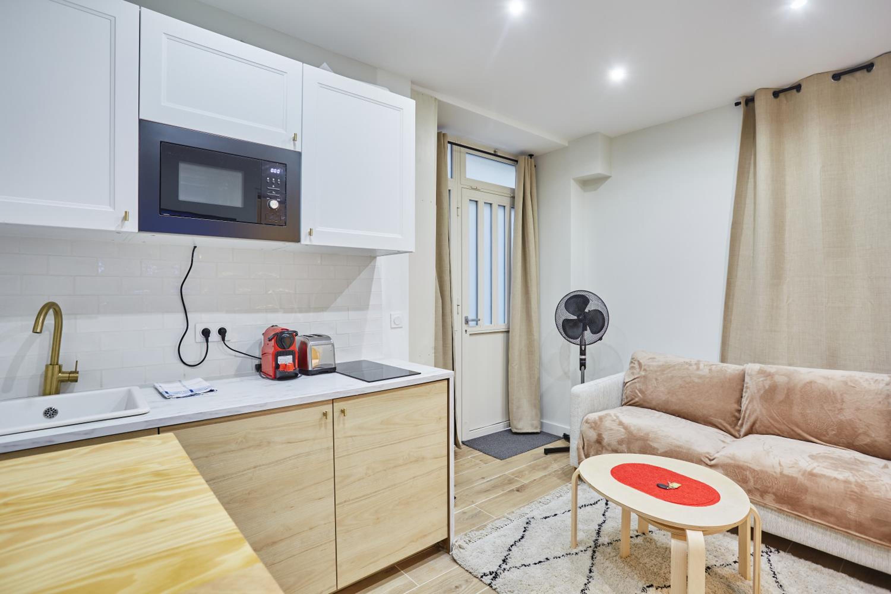 Rent a Room - Residence Charon