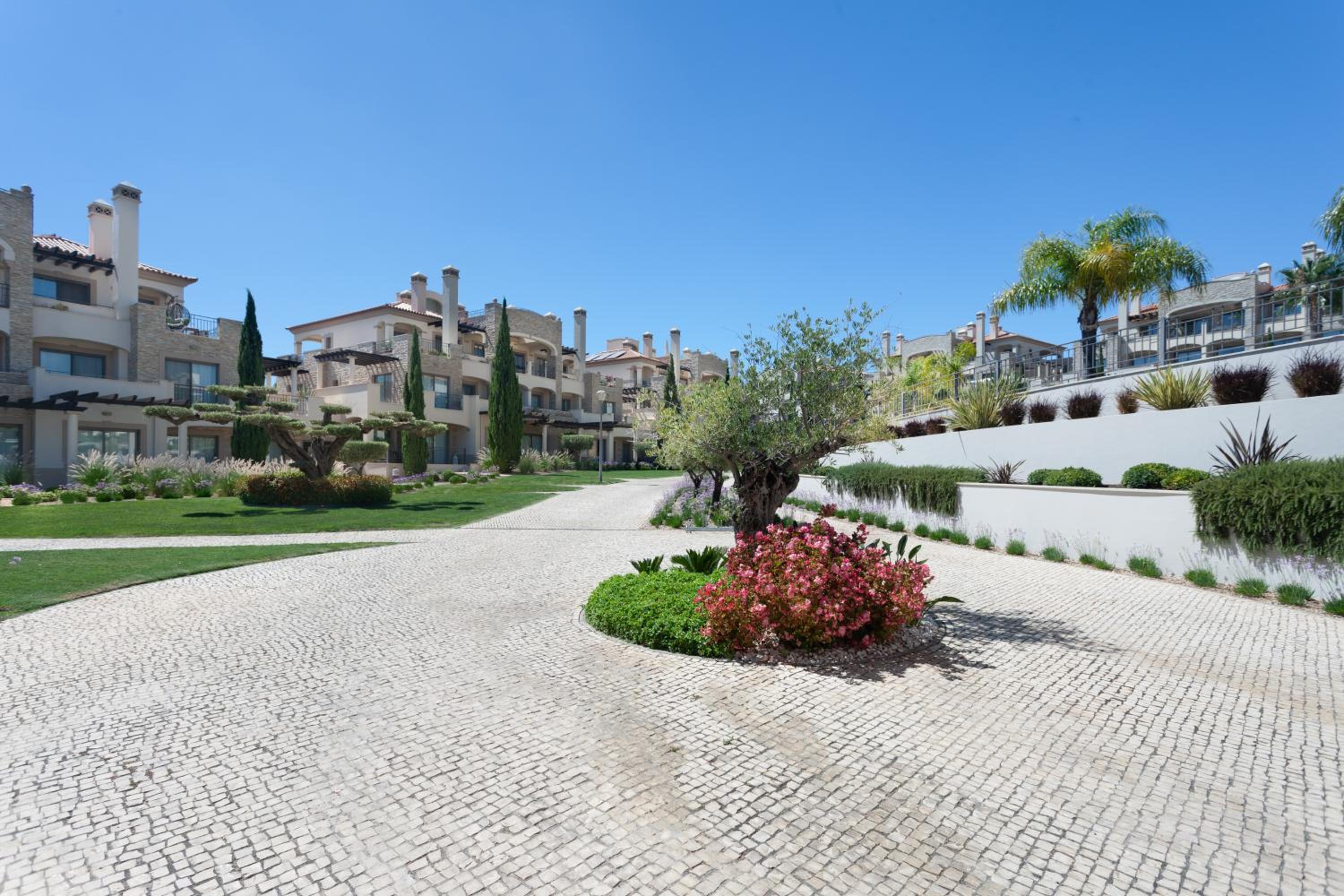 Vilamoura Pine Hills Villa