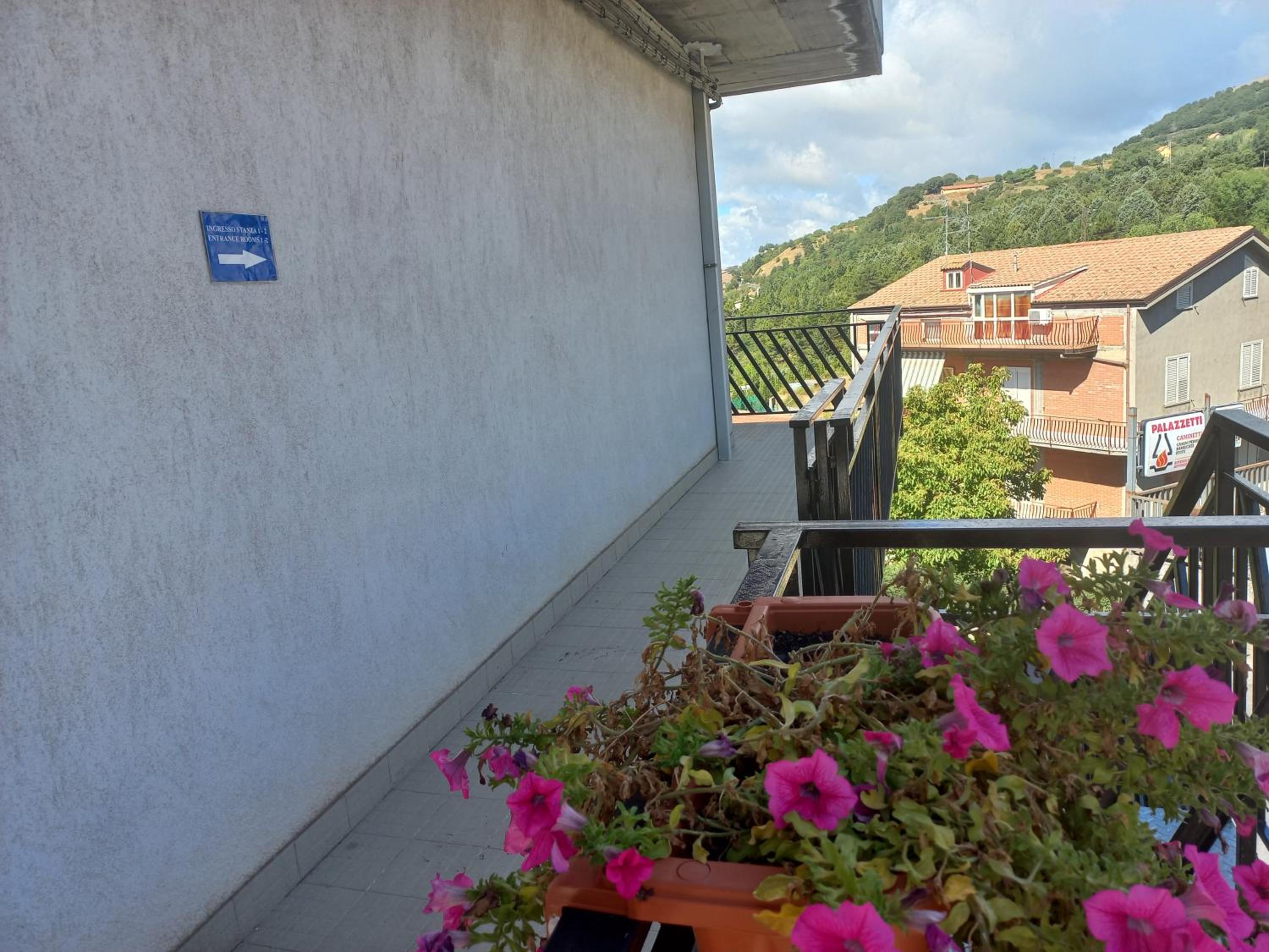 BB Cesarò Mariolo house view 4
