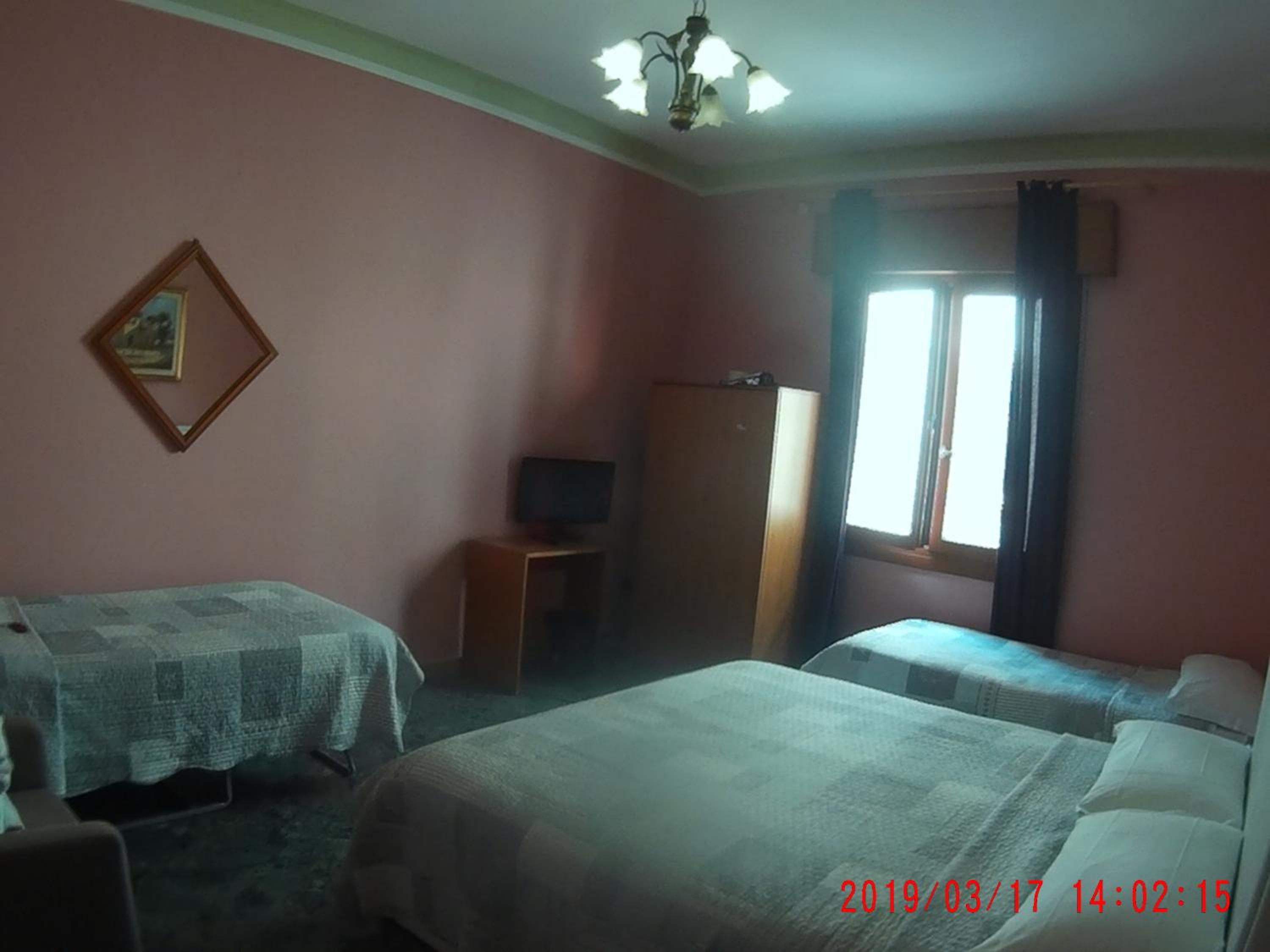 Photo 33