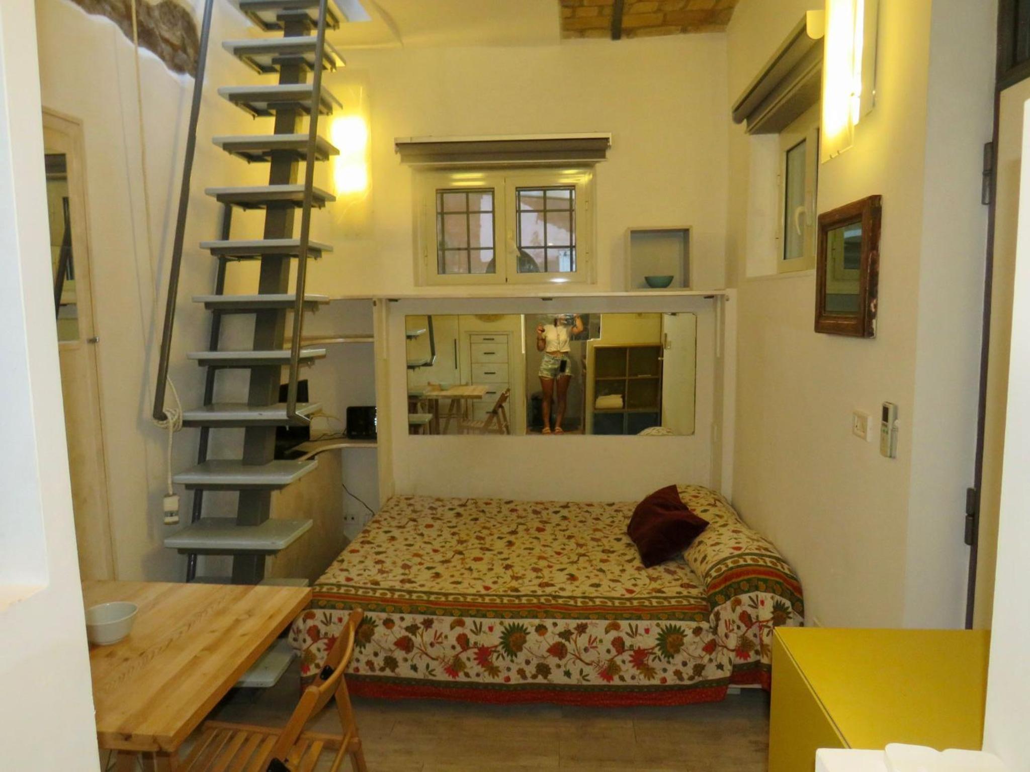 Terrace in Monti44a