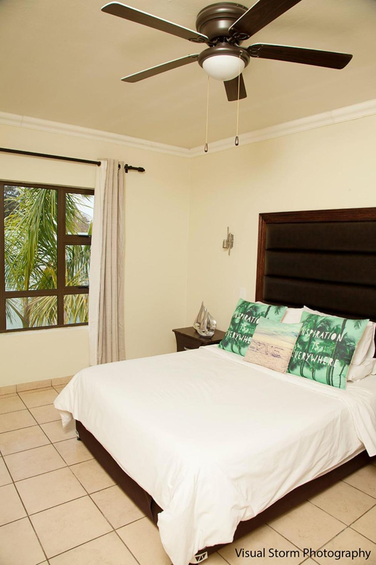 Palm Valley Inn And Day Spa