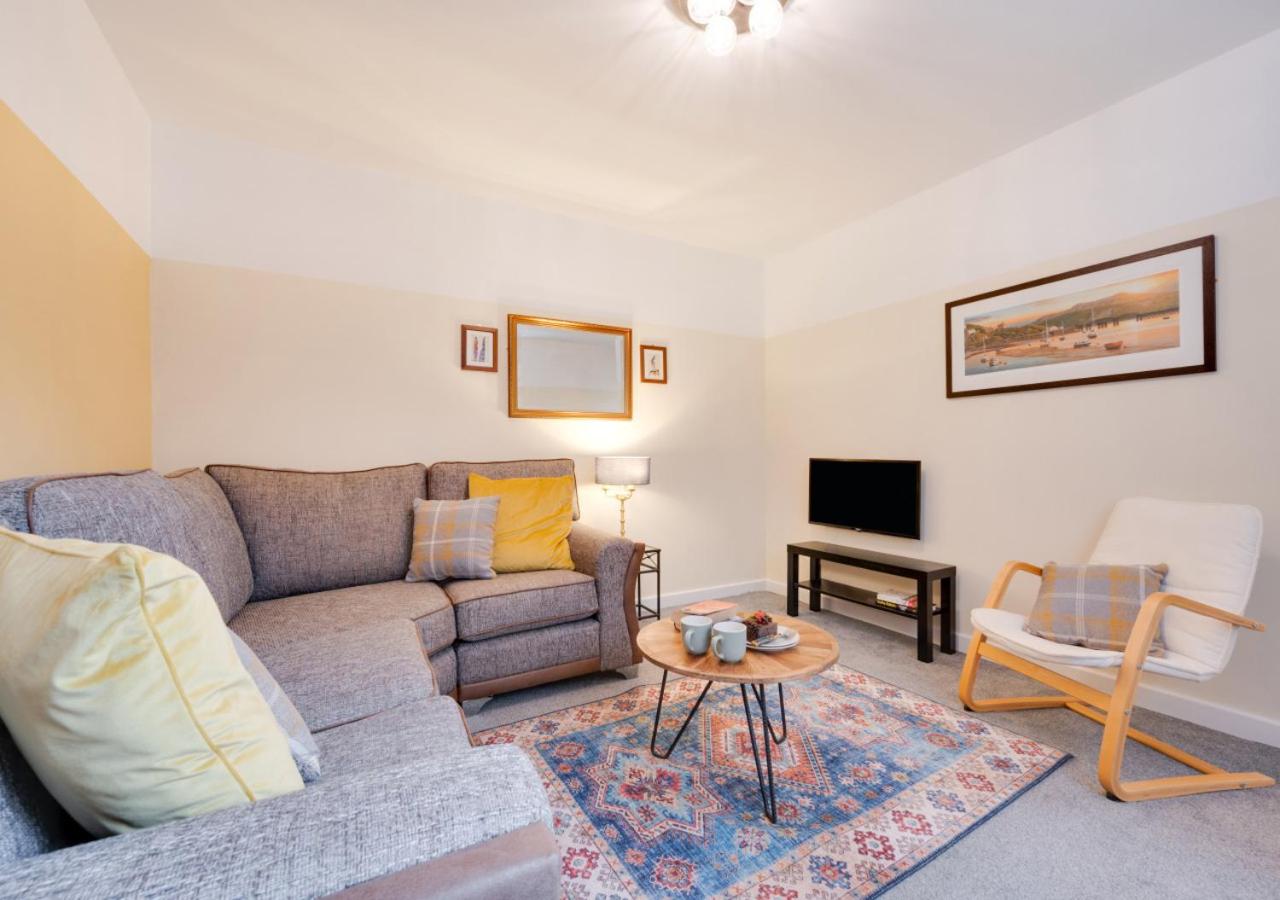 2 Bed in Barmouth oc-wag721