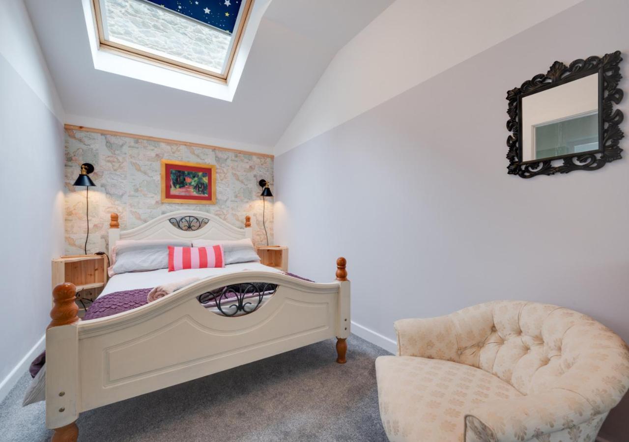 2 Bed in Barmouth oc-wag721