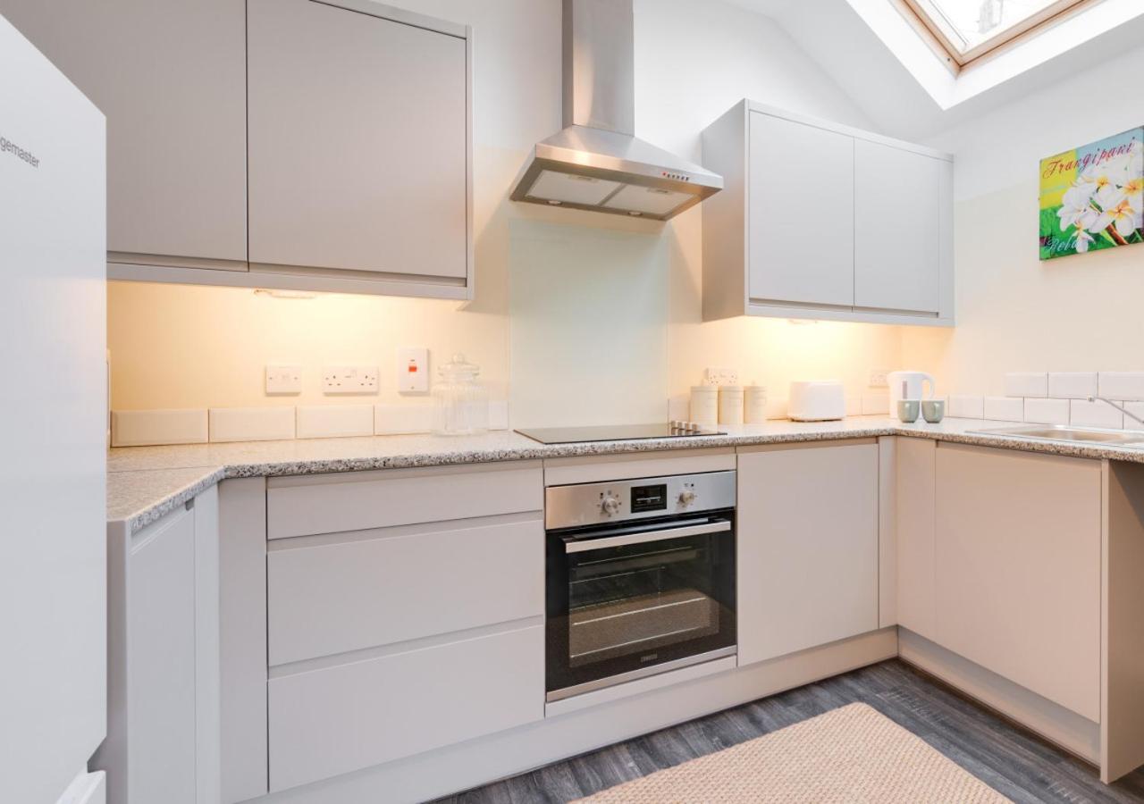 2 Bed in Barmouth oc-wag721