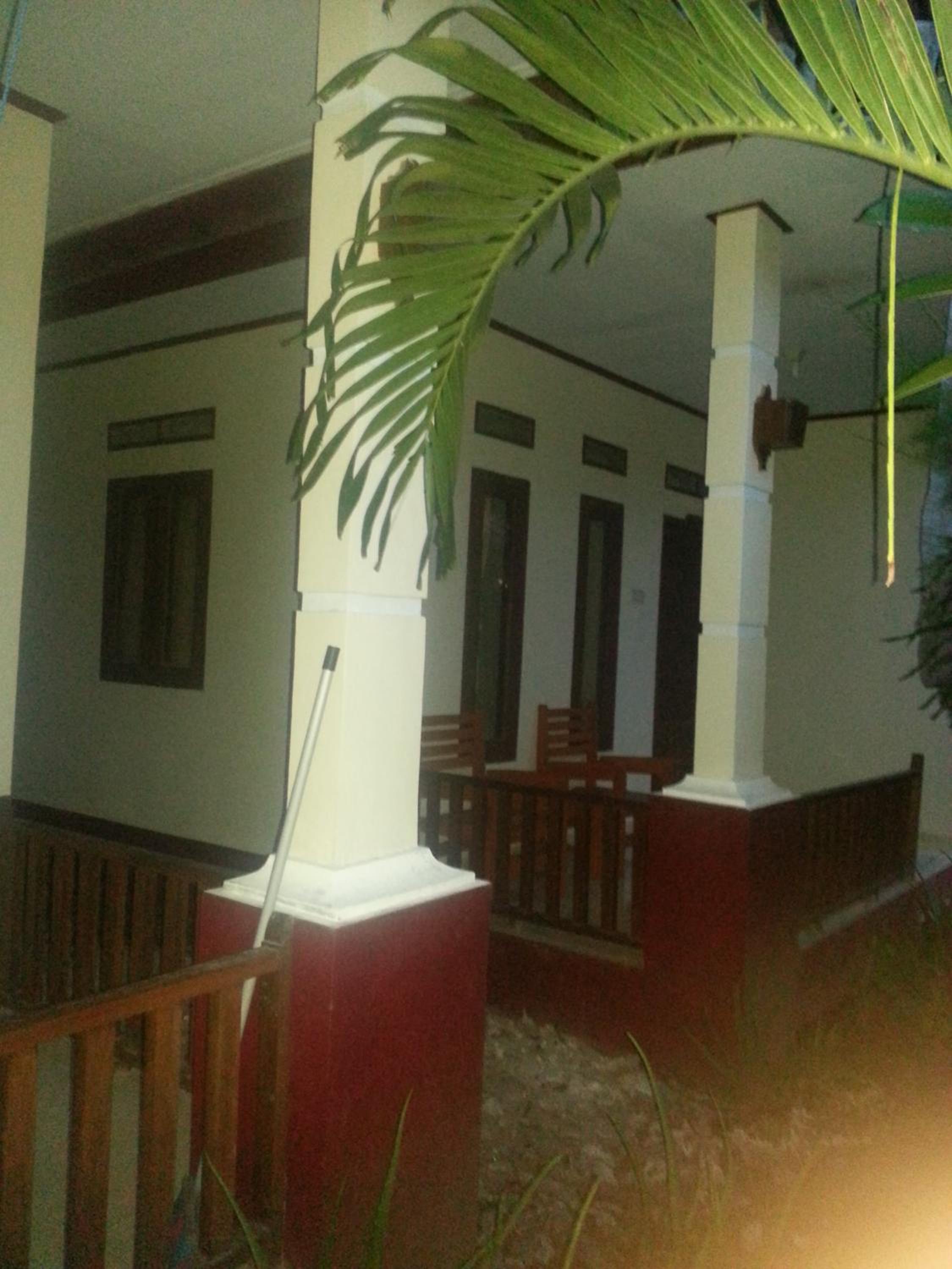 Photo 8