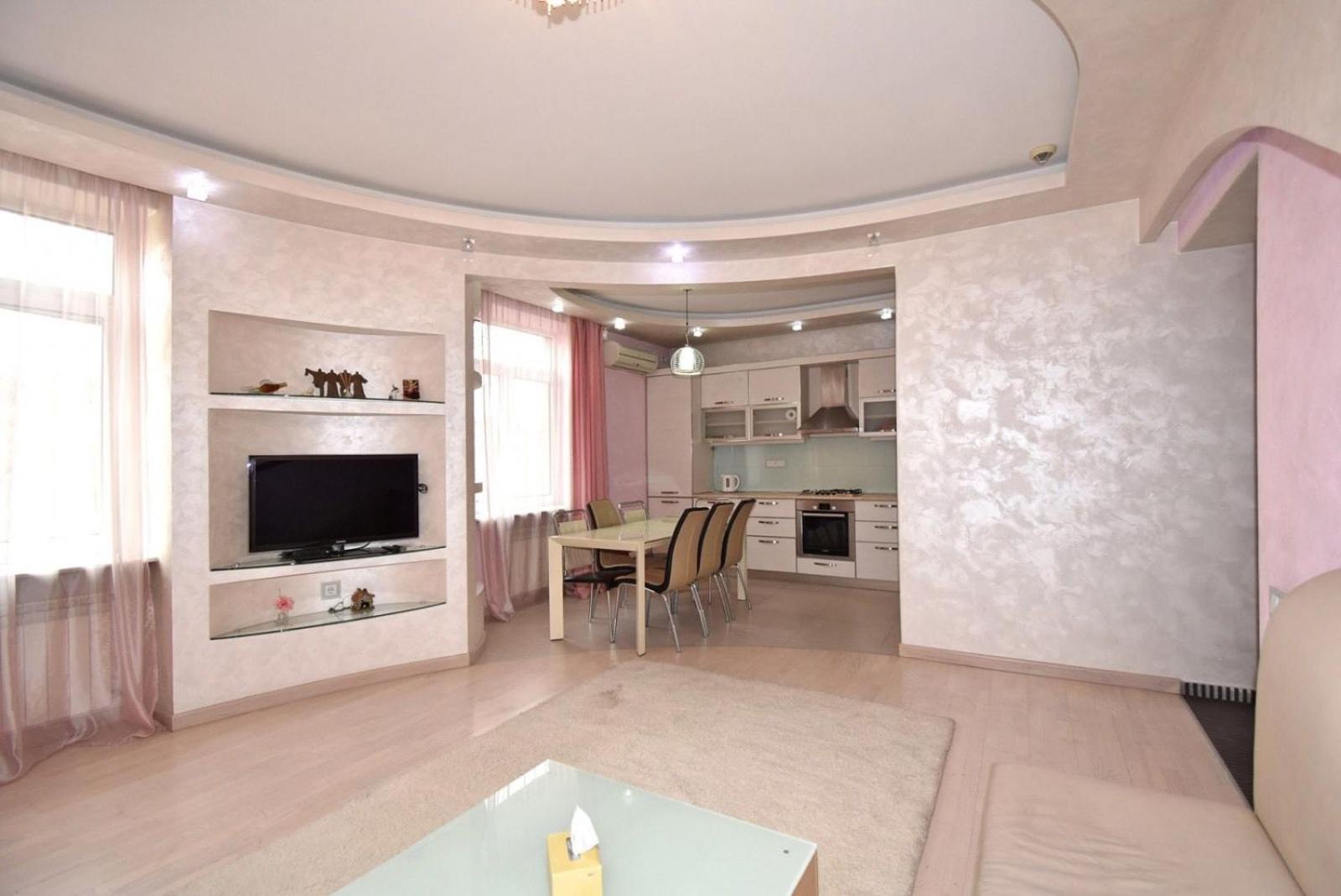 Caskade- Tamanyan Street, 2 bedrooms Beautiful, Renovated apartment KS343