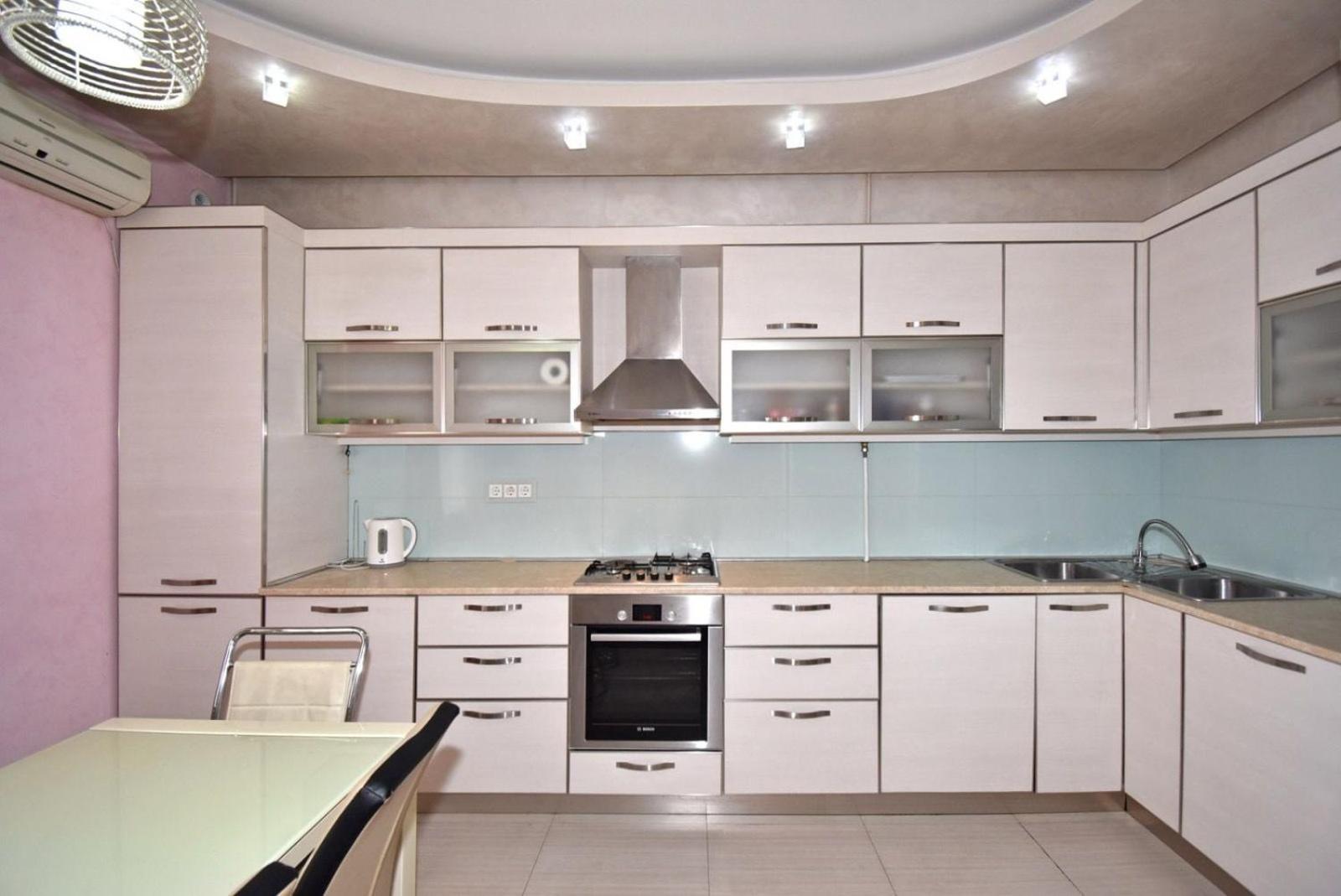 Caskade- Tamanyan Street, 2 bedrooms Beautiful, Renovated apartment KS343