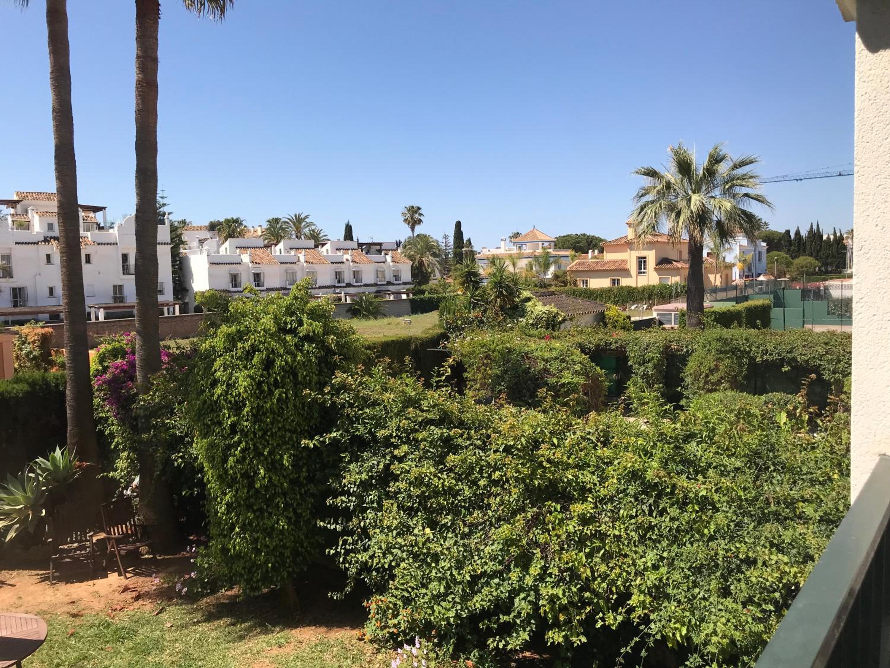Modern Coastal Apartment Near Puerto Banús view 5