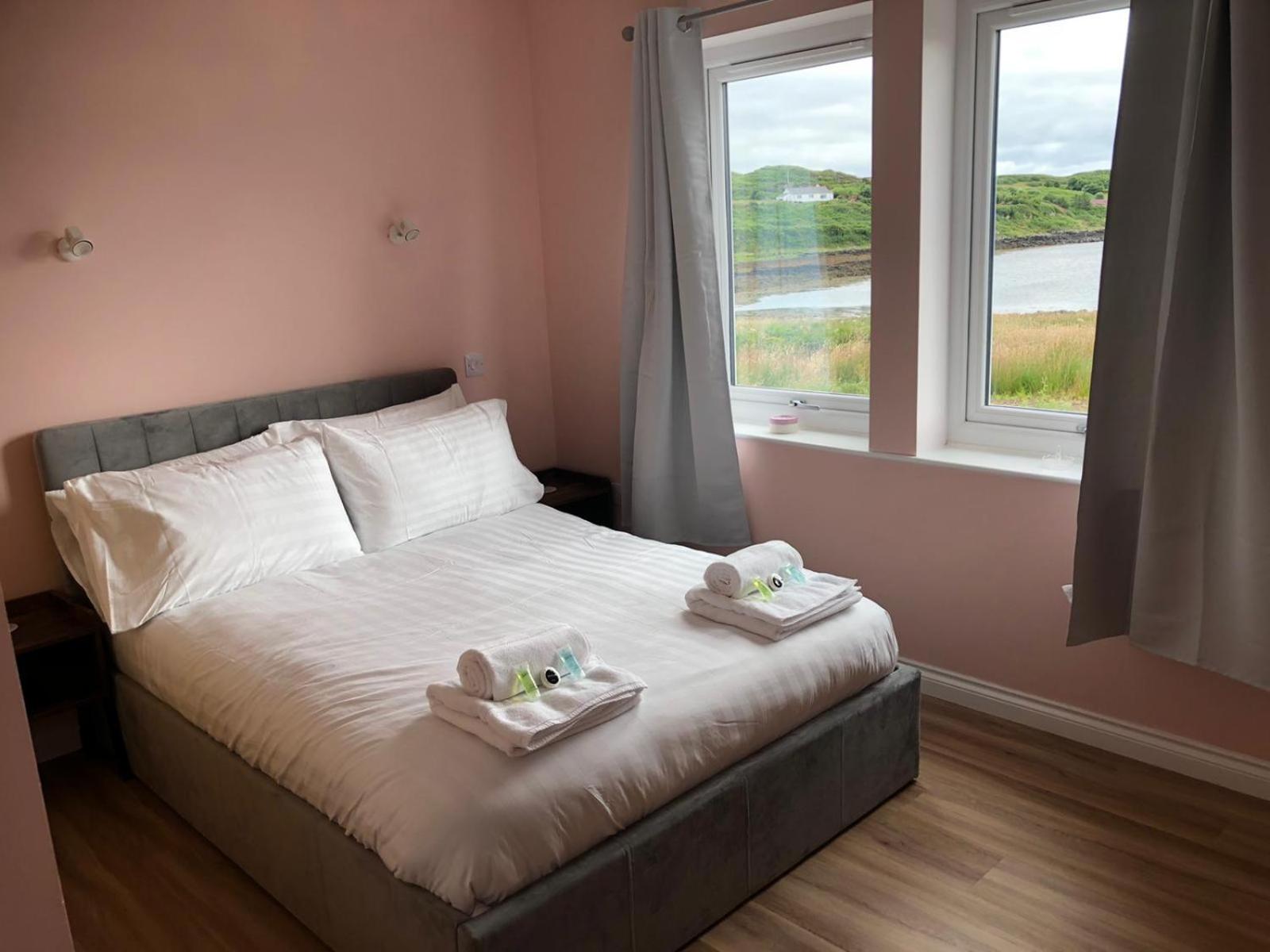 Loch Caroy Bay Cottage view 5
