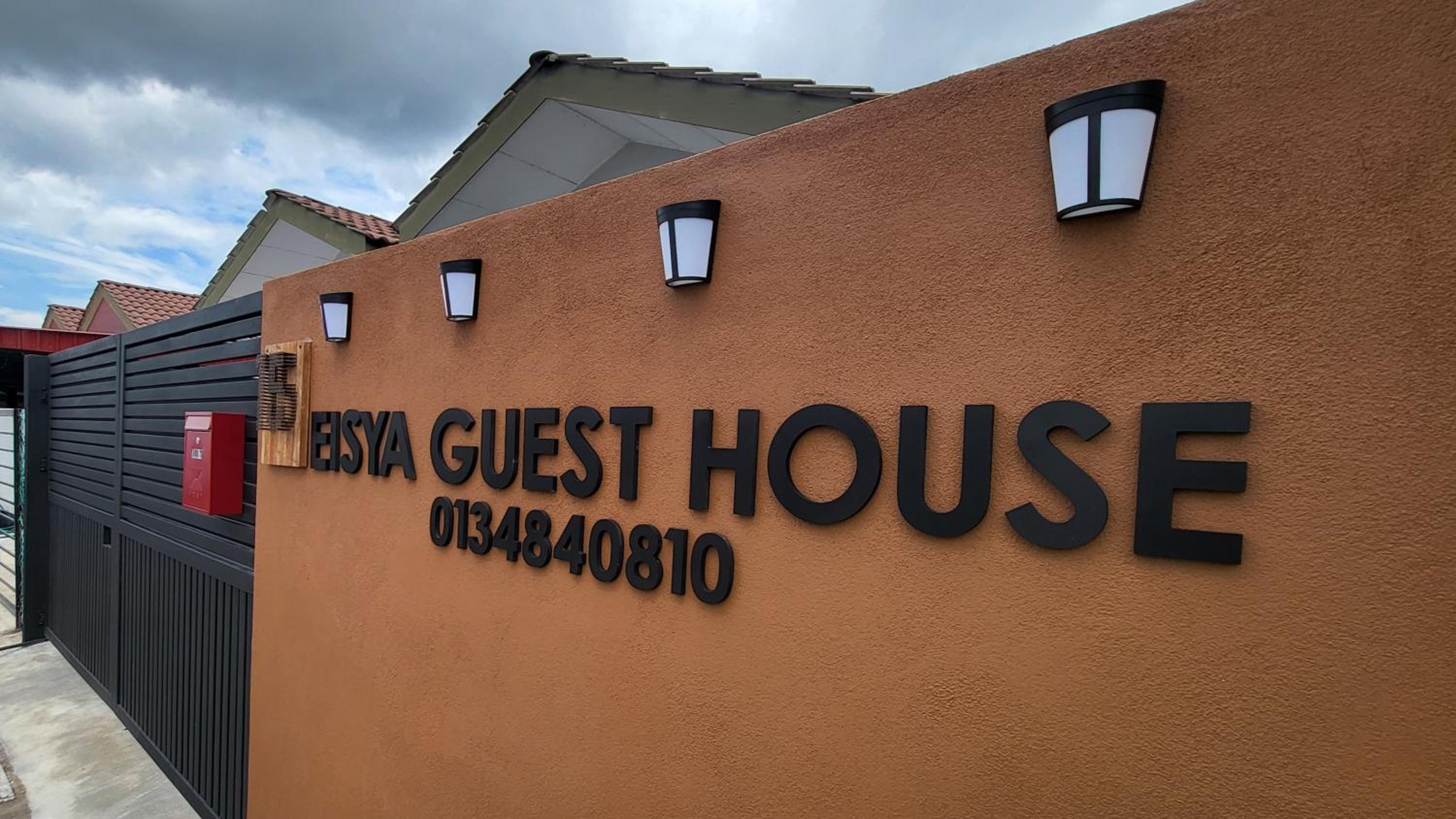 Eisya Guest House Perlis With Pool MUSLlM ONLY view 2