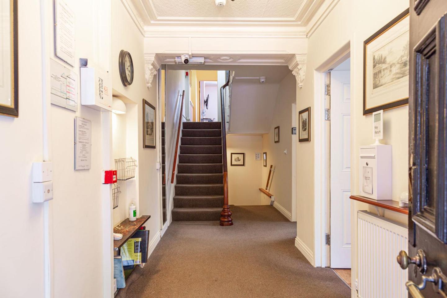 City Centre Guest House - Gloucester Park view 3
