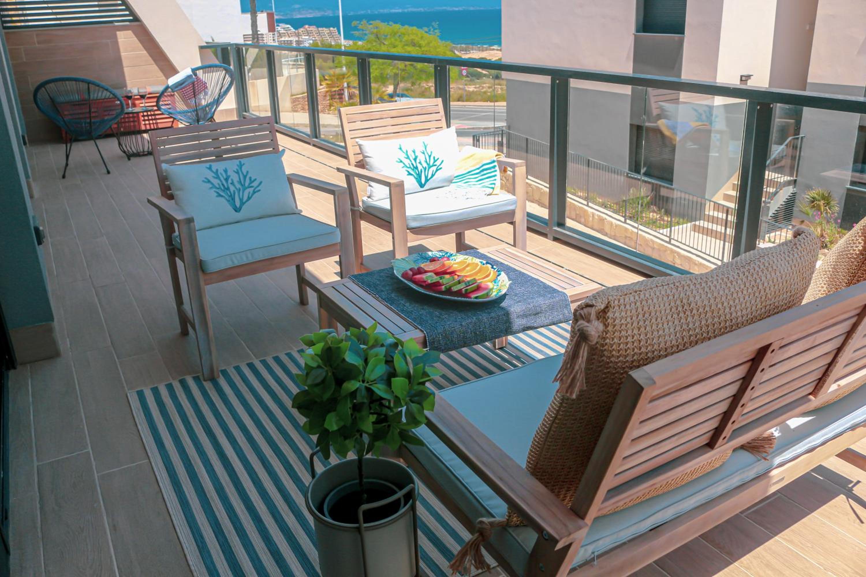 Iconic Sea Views Luxury Apartment