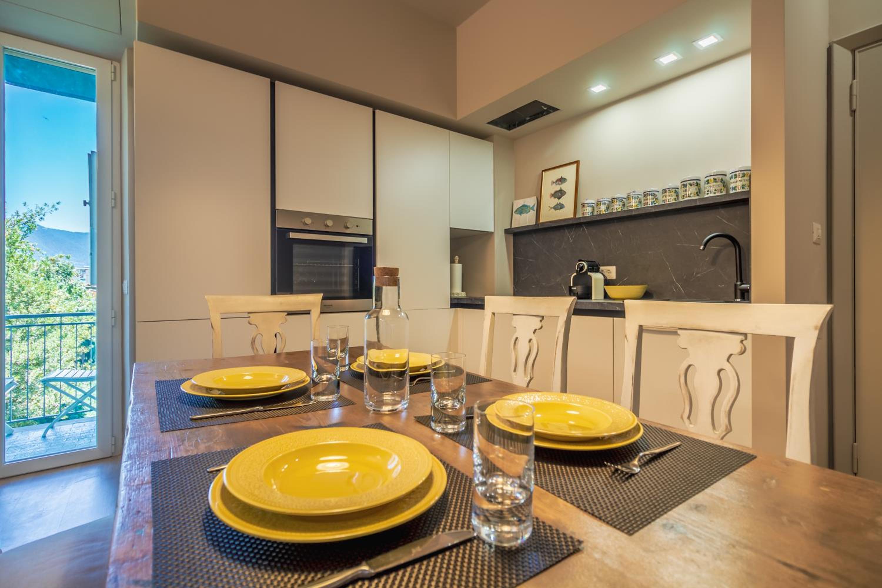 Photo 51