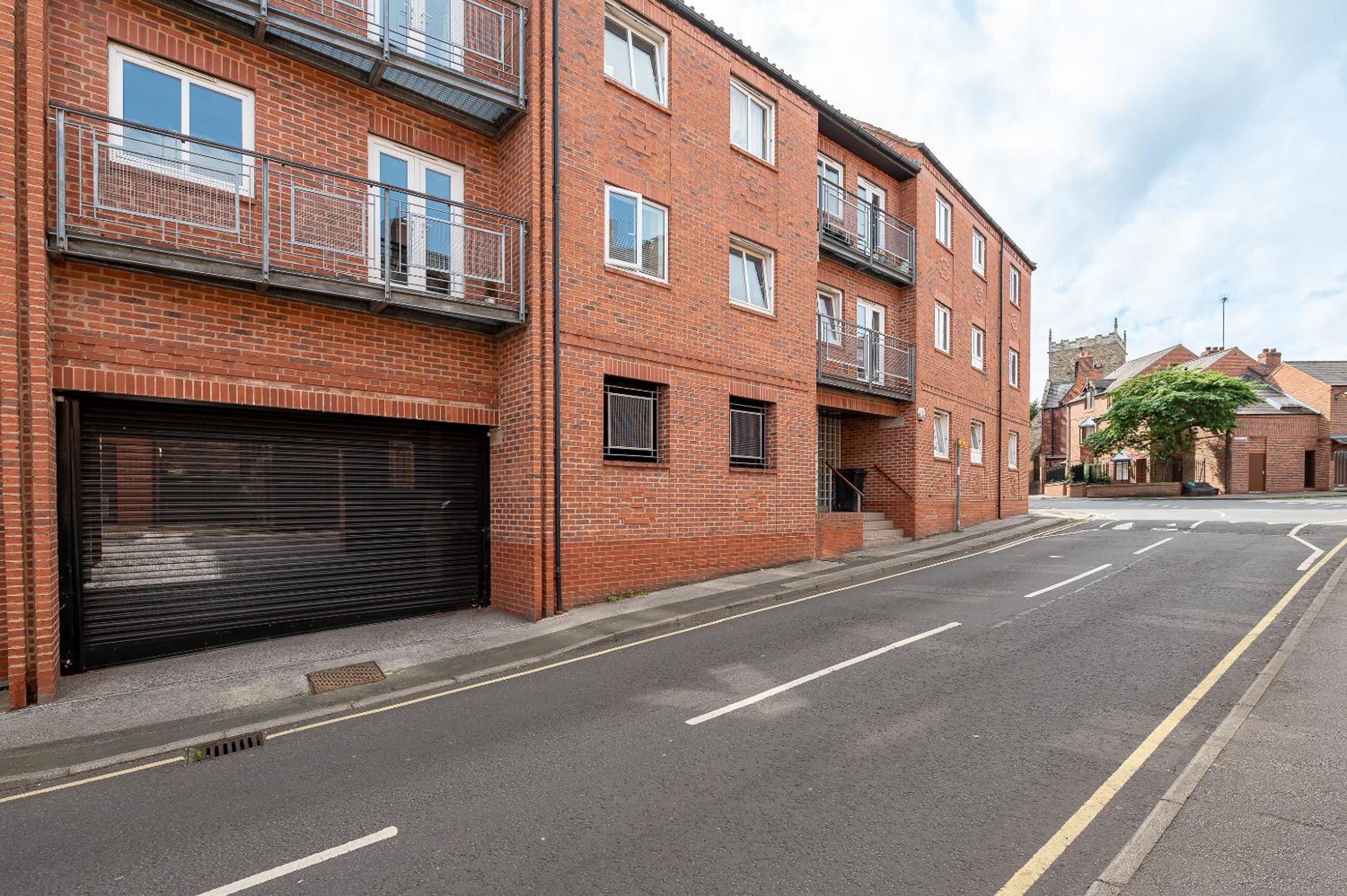 4 Crambeck Court — York