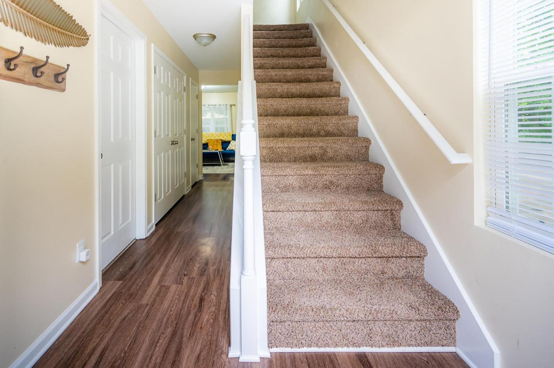 Serine Space - Townhome - King Bed - Duke - Long Term Stays view 2