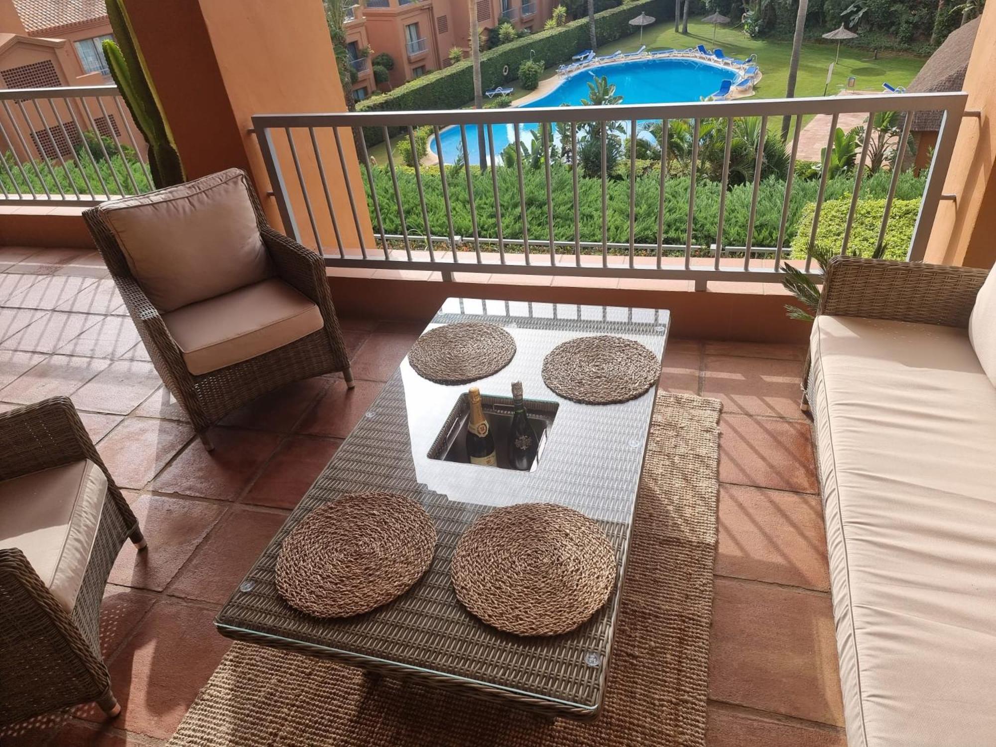 Apartment Benatalaya,heated pool,saunas,GYM