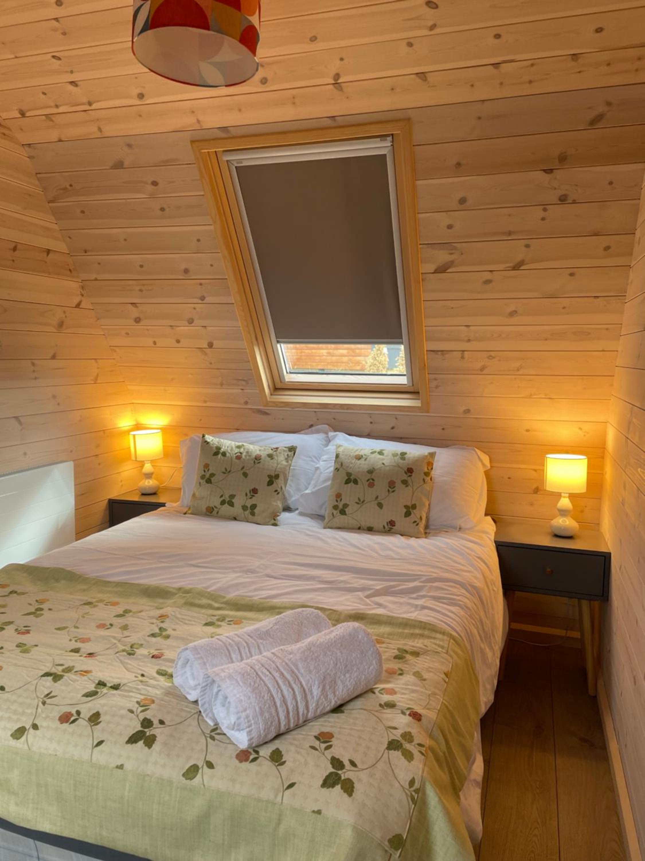 Hedgehog Glamping Pod