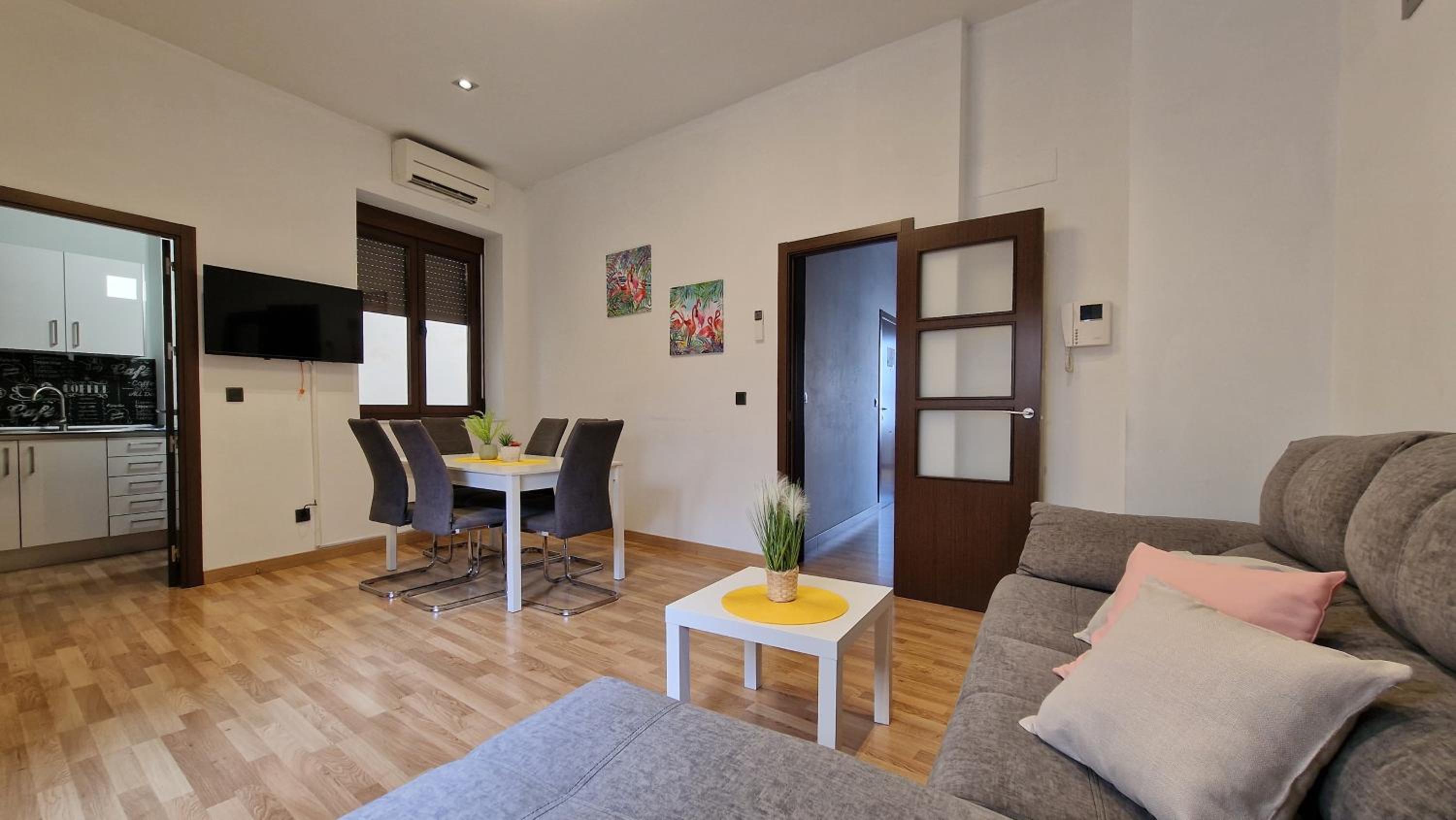 Imeda Apartamentos Escudo del Carmen 19