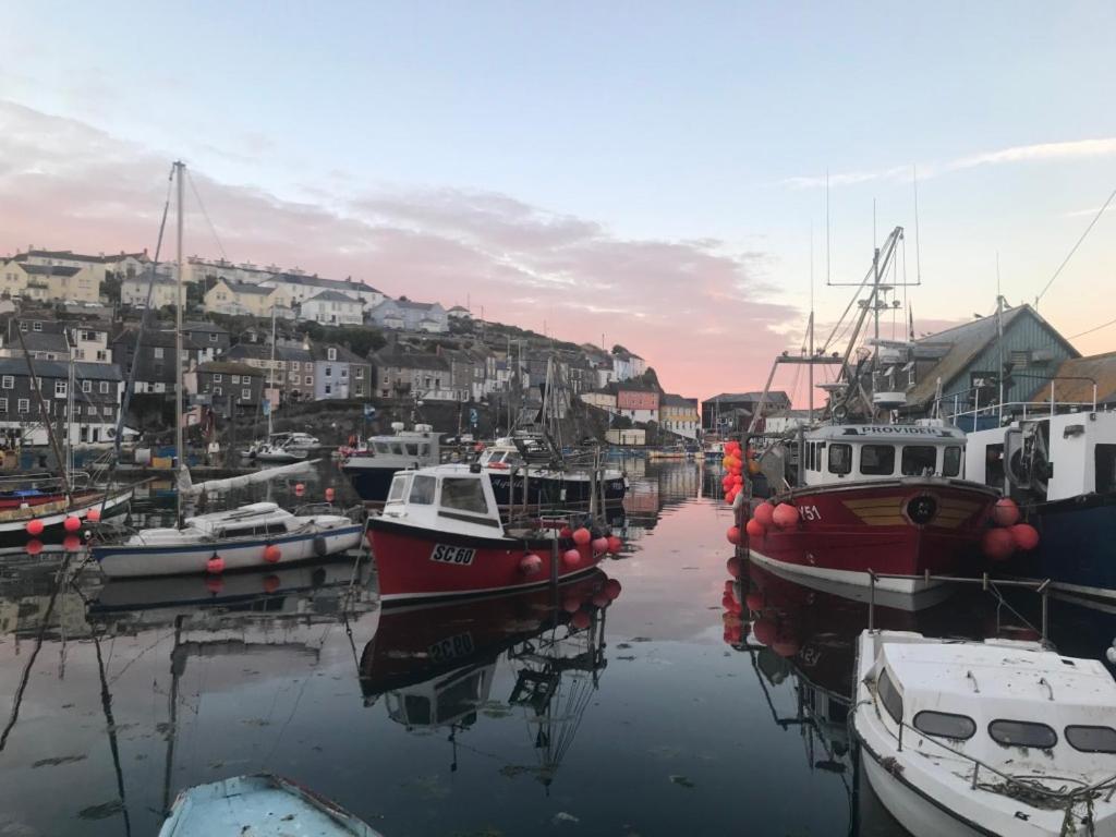 Coastguard Cottage Cornwall - Sea & Harbour Views view 5