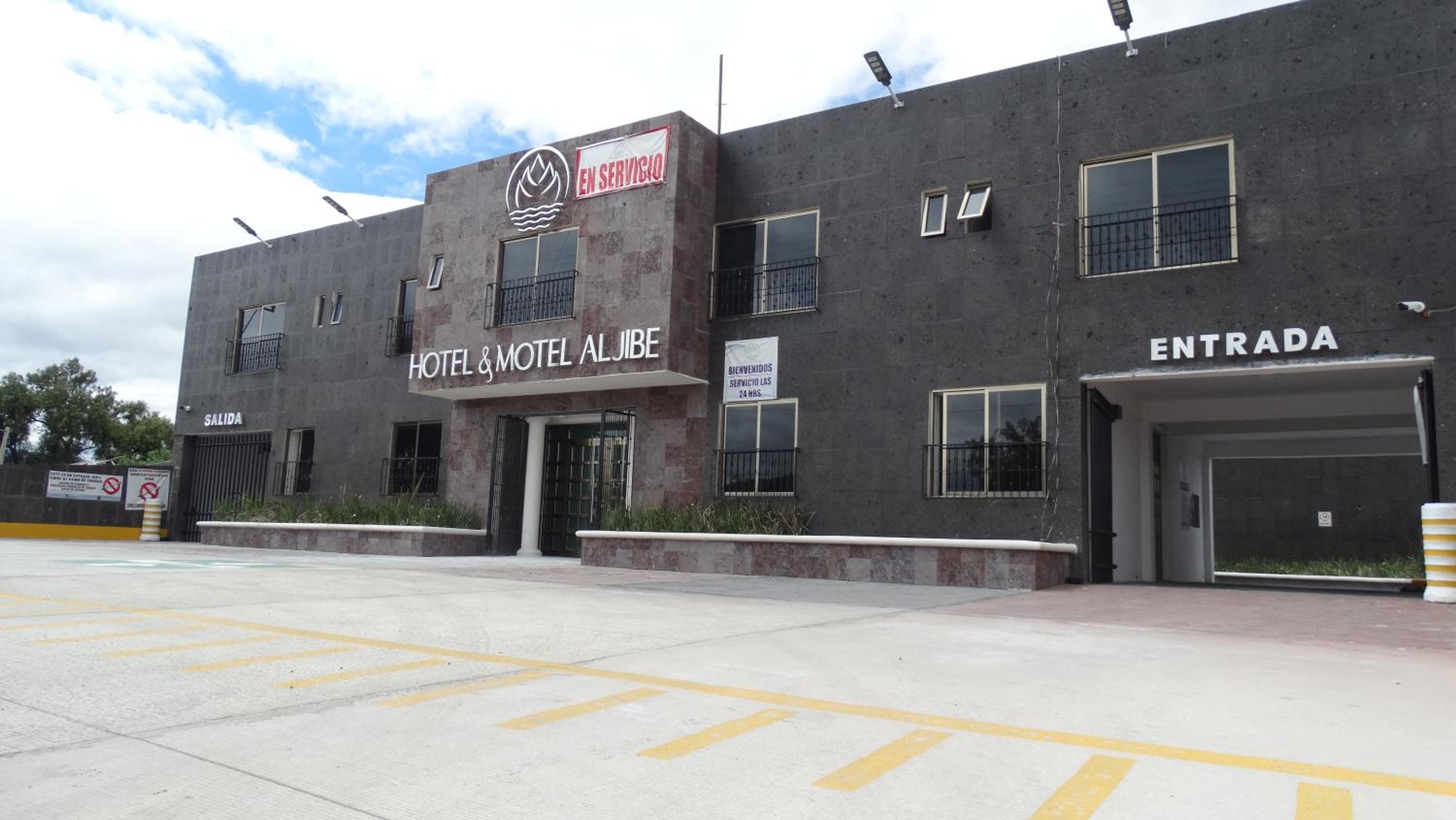 Hotel MOTEL & HOTEL ALJIBE - Image 1